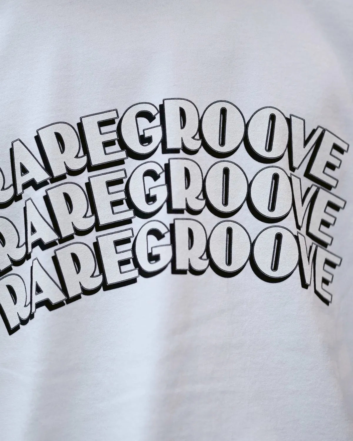 blurhmsROOTSTOCK / RAREGROOVE Print Tee WIDE (bROOTS25S34S26B)