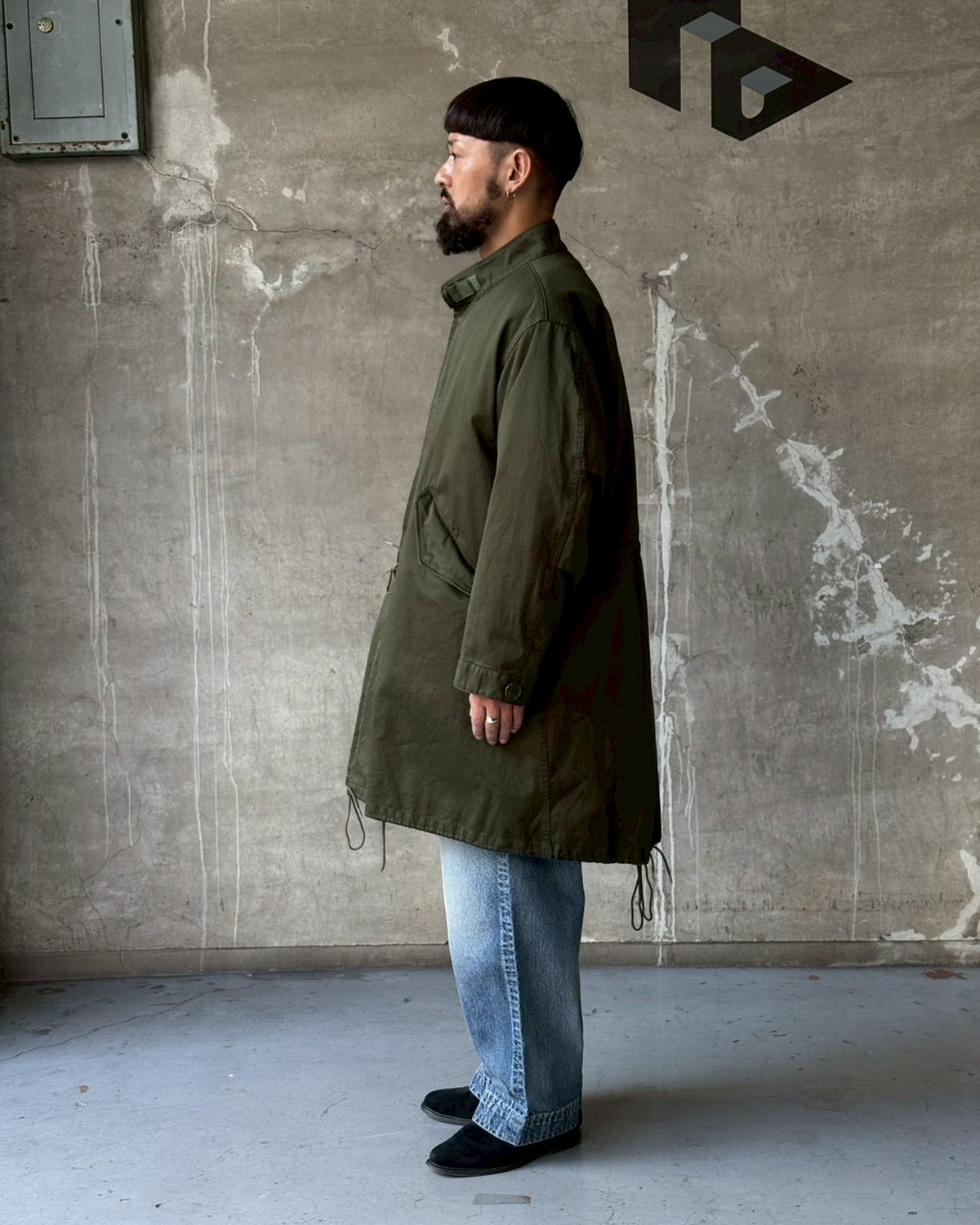 Graphpaper × N.HOOLYWOOD / Suvin Herringbone Fishtail Mods Coat (GM254-10060N)