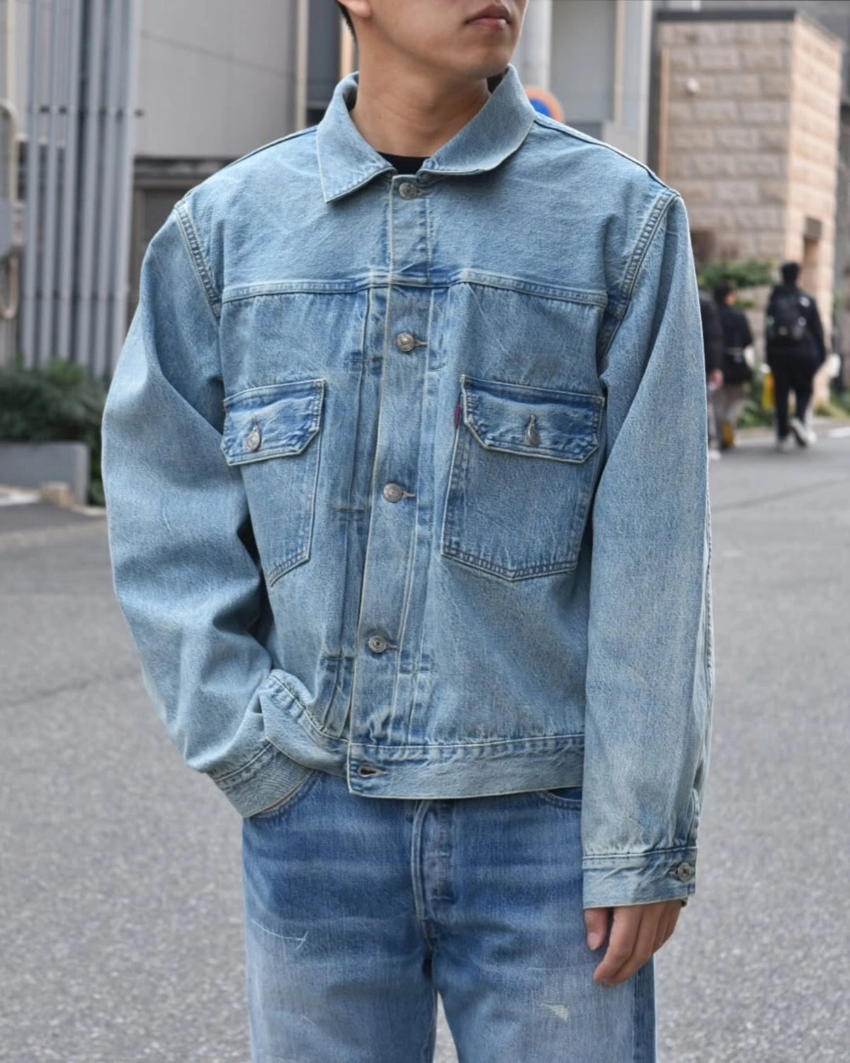【ヤッピ】LEVI'S VINTAGE CLOTHING 1953TYPE LEVI'S VINTAGE CLOTHING | Our 1953 Type II Jacket becomes