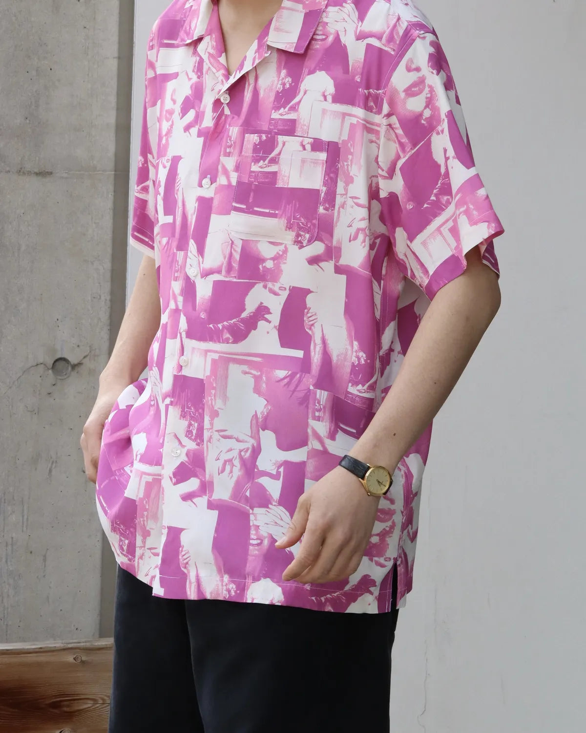 vowels / PRINTED STILL SHIRT (VO-26SS-SH025)