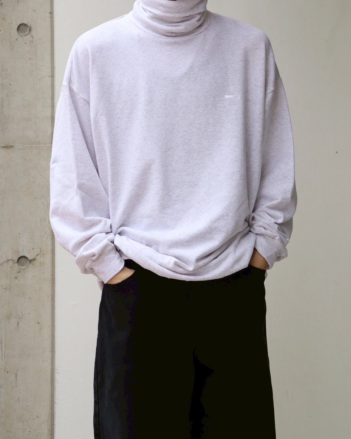 DESCENDANT / CYLINDER TURTLE NECK (252ATDS-CSM21)