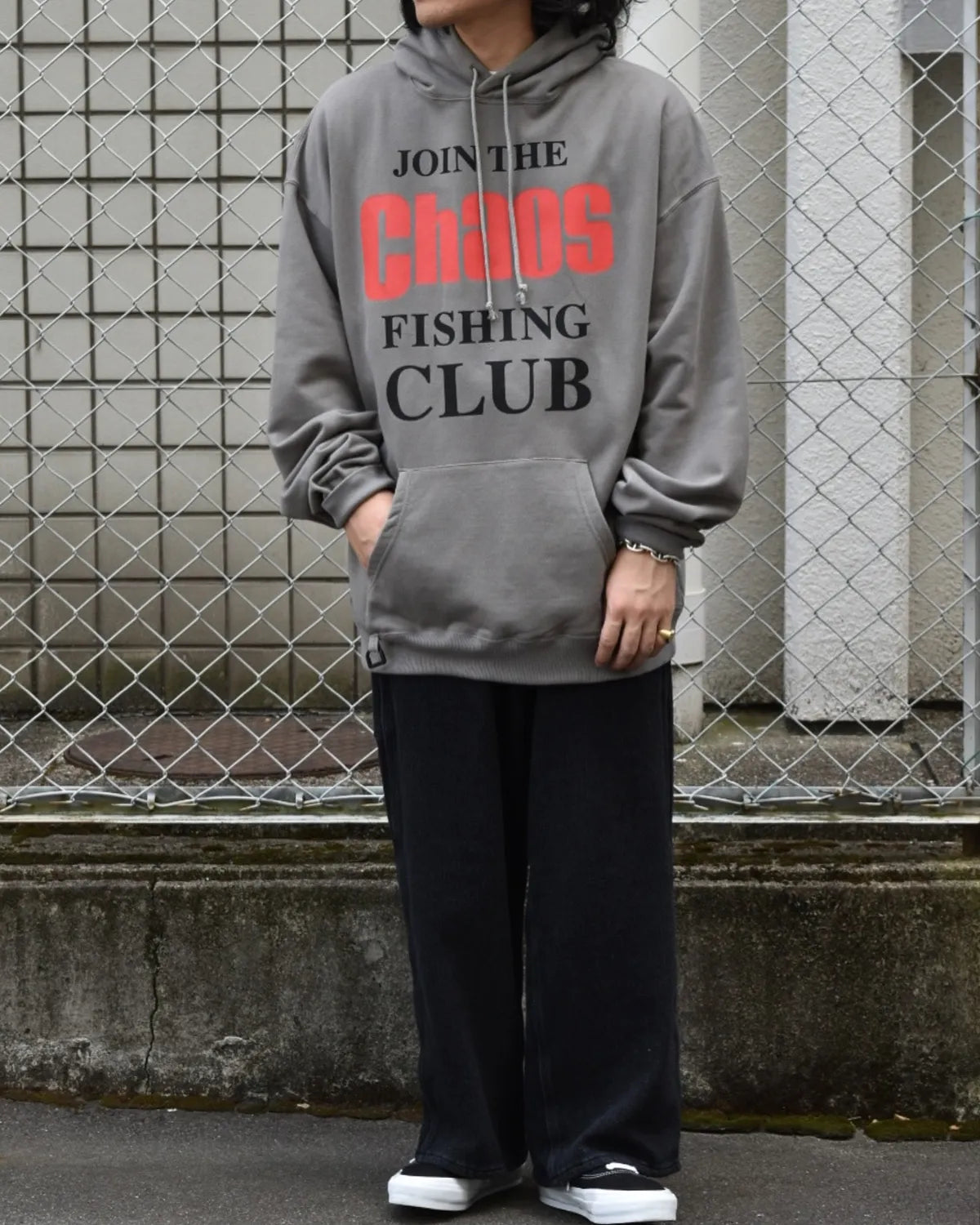 Chaos Fishing Club / Logo Pigment Hoodie (CFC-25AW-CUT02)