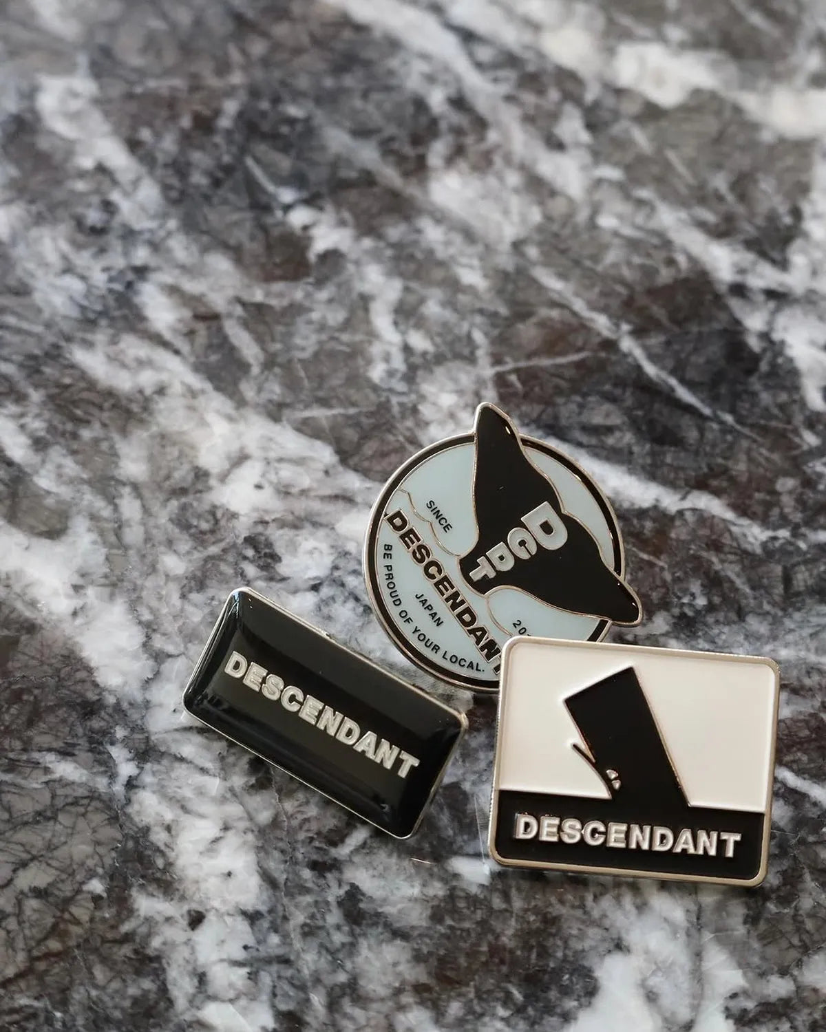 DESCENDANT / FLUKE UP PINS (252MYDS-AC03)