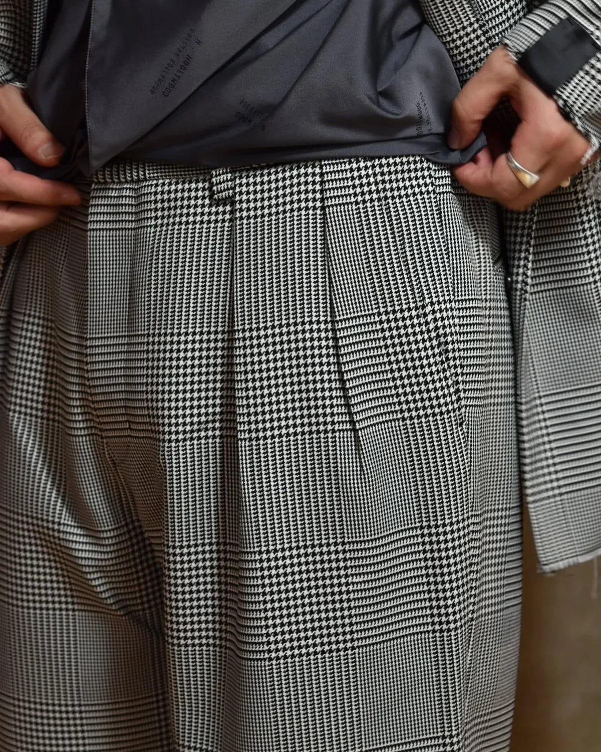 N.HOOLYWOOD COMPILE / 2TUCK TROUSERS (2252-PT22-012)