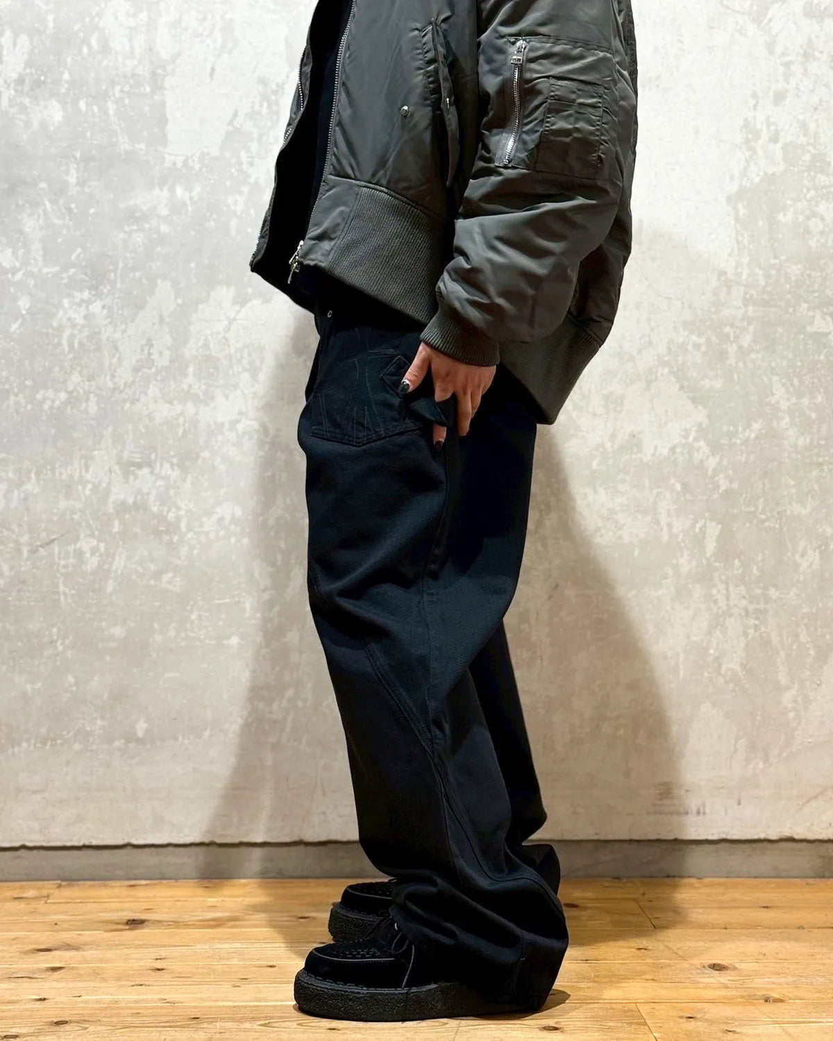 JW ANDERSON / ツイステッドワークウェアジーンズ (953-50071004)