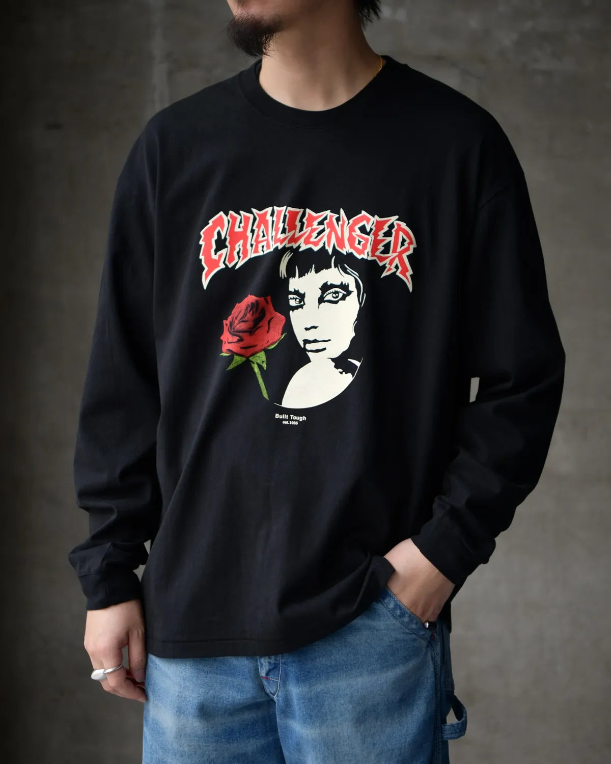 Challenger Rose PKT Tee | Black