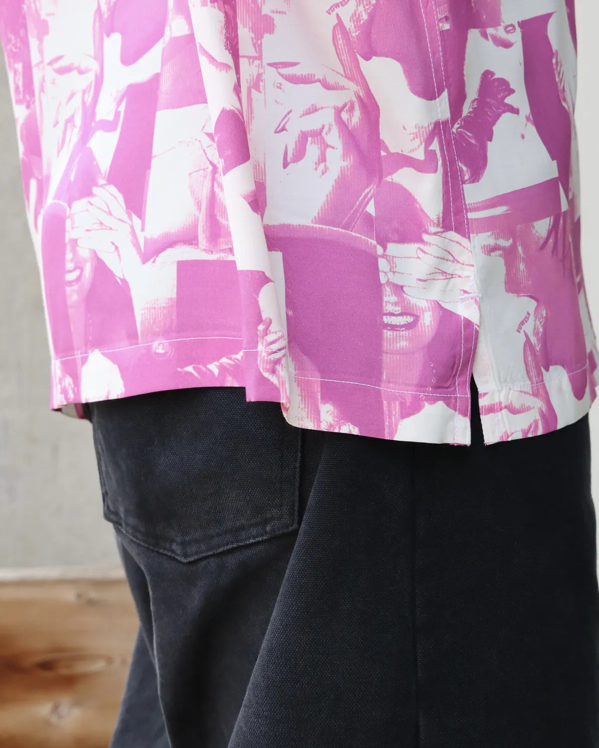 vowels / PRINTED STILL SHIRT (VO-26SS-SH025)