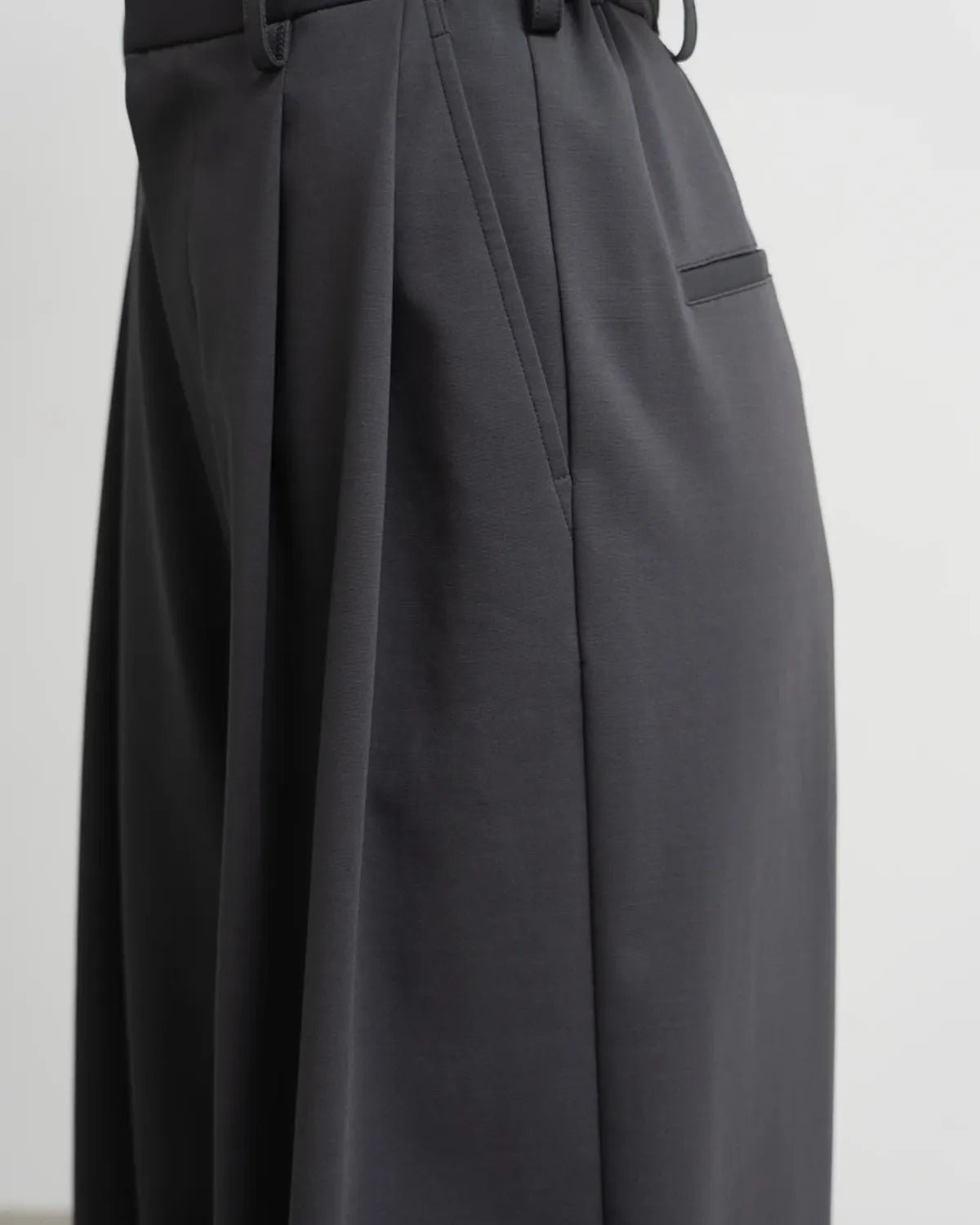 Graphpaper / Compact Ponte Two Tuck Wide Pants (GL253-40044B)