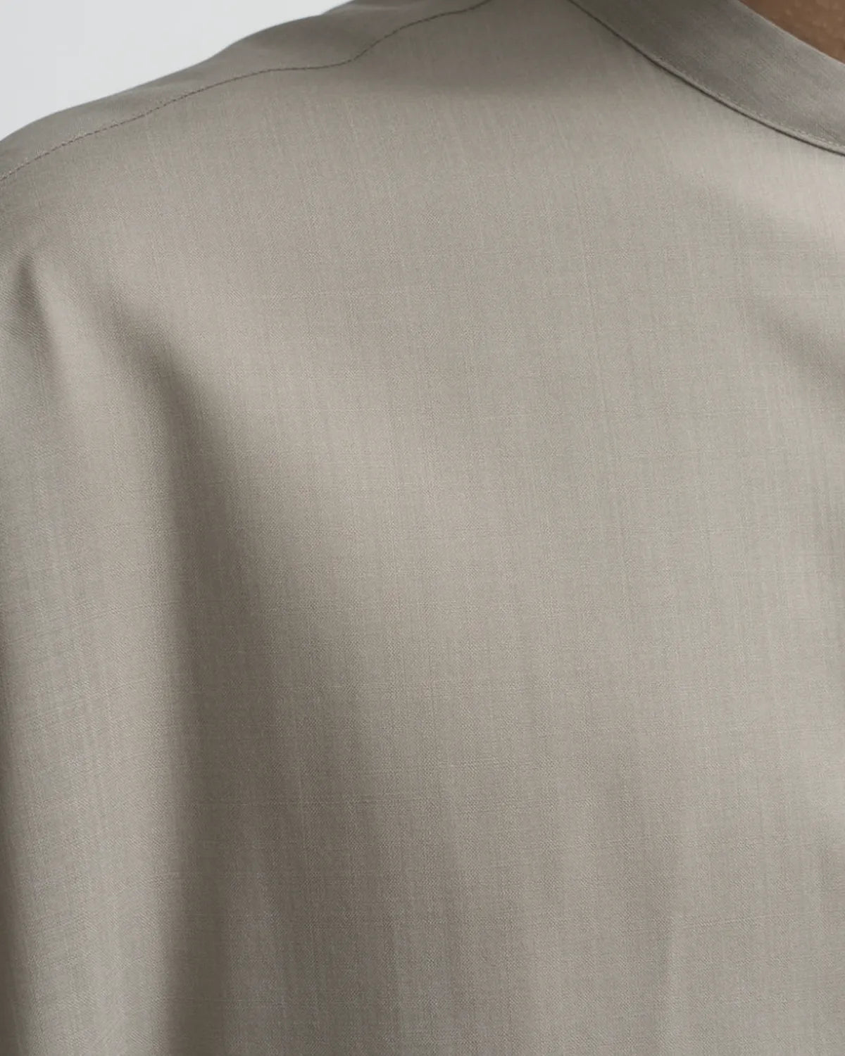 Graphpaper / Techno Wool Tropical Oversized Band Collar Shirt (GM253-50375)