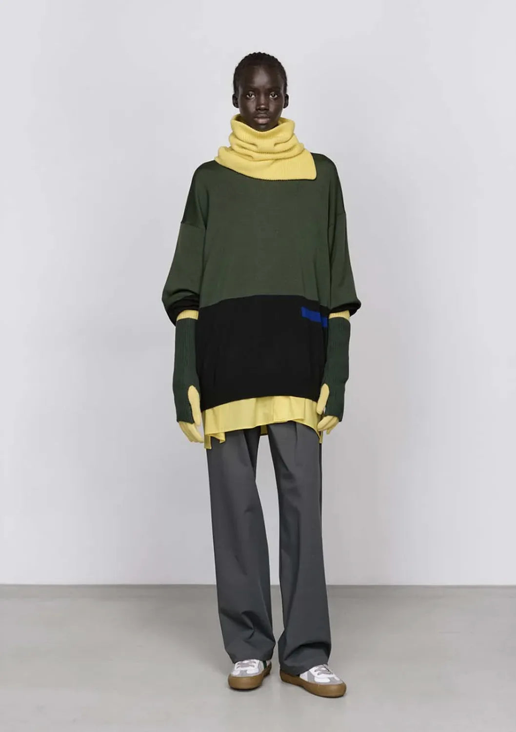 Graphpaper / Mercerized Fine Wool Snood (GU253-90468)