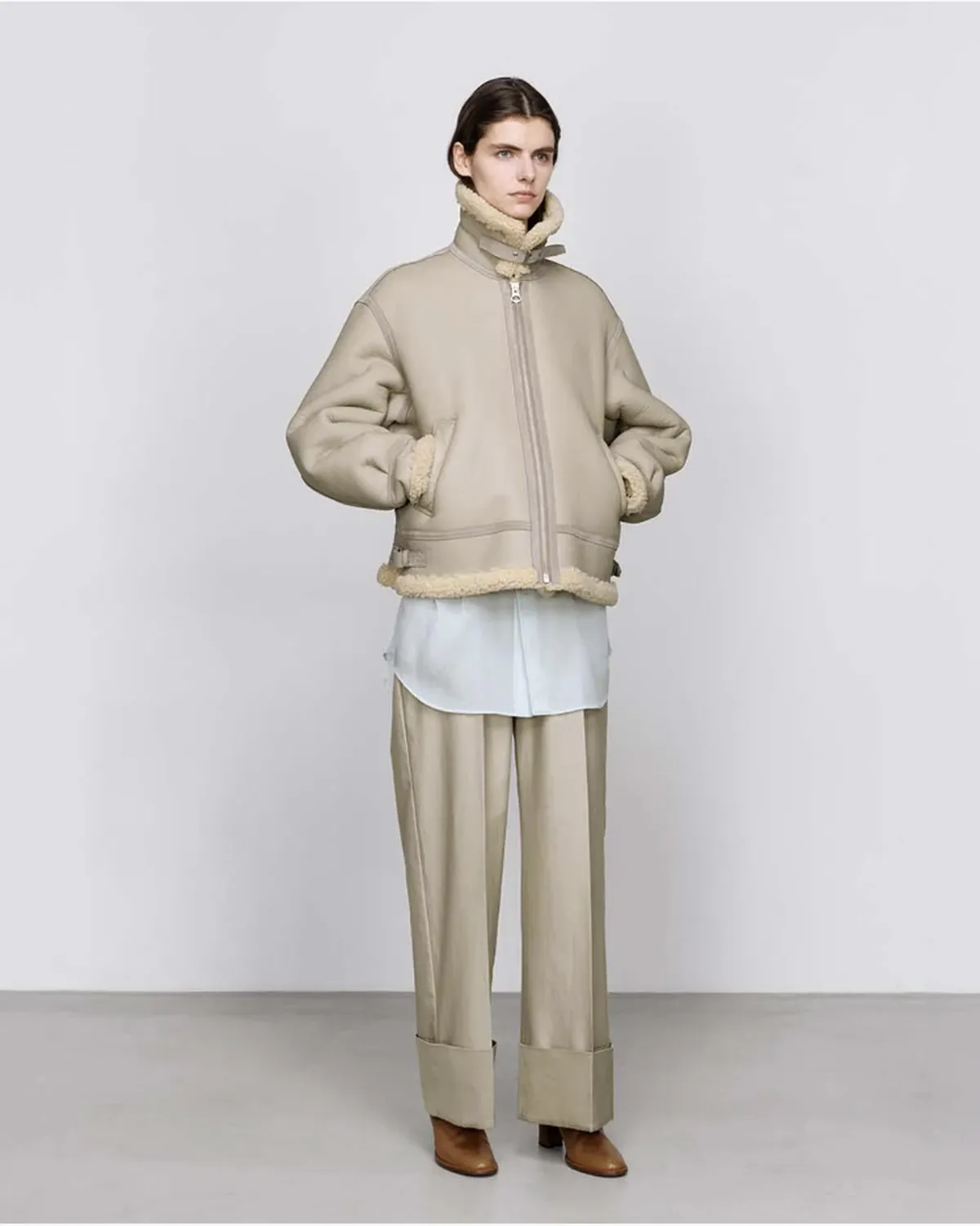 Graphpaper / Cotton Cupro Back Satin Wide Trousers (GL253-40347)