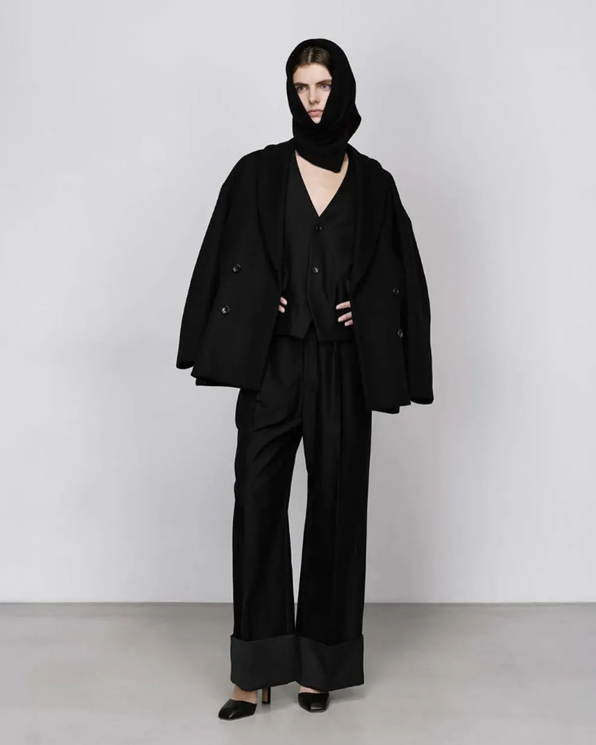 Graphpaper / Cotton Cupro Back Satin Wide Trousers (GL253-40347)