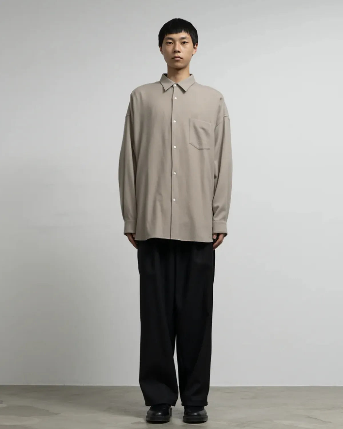 Graphpaper / Extra Fine Wool Viyella Oversized Regular Collar Shirt (GM253-50385)