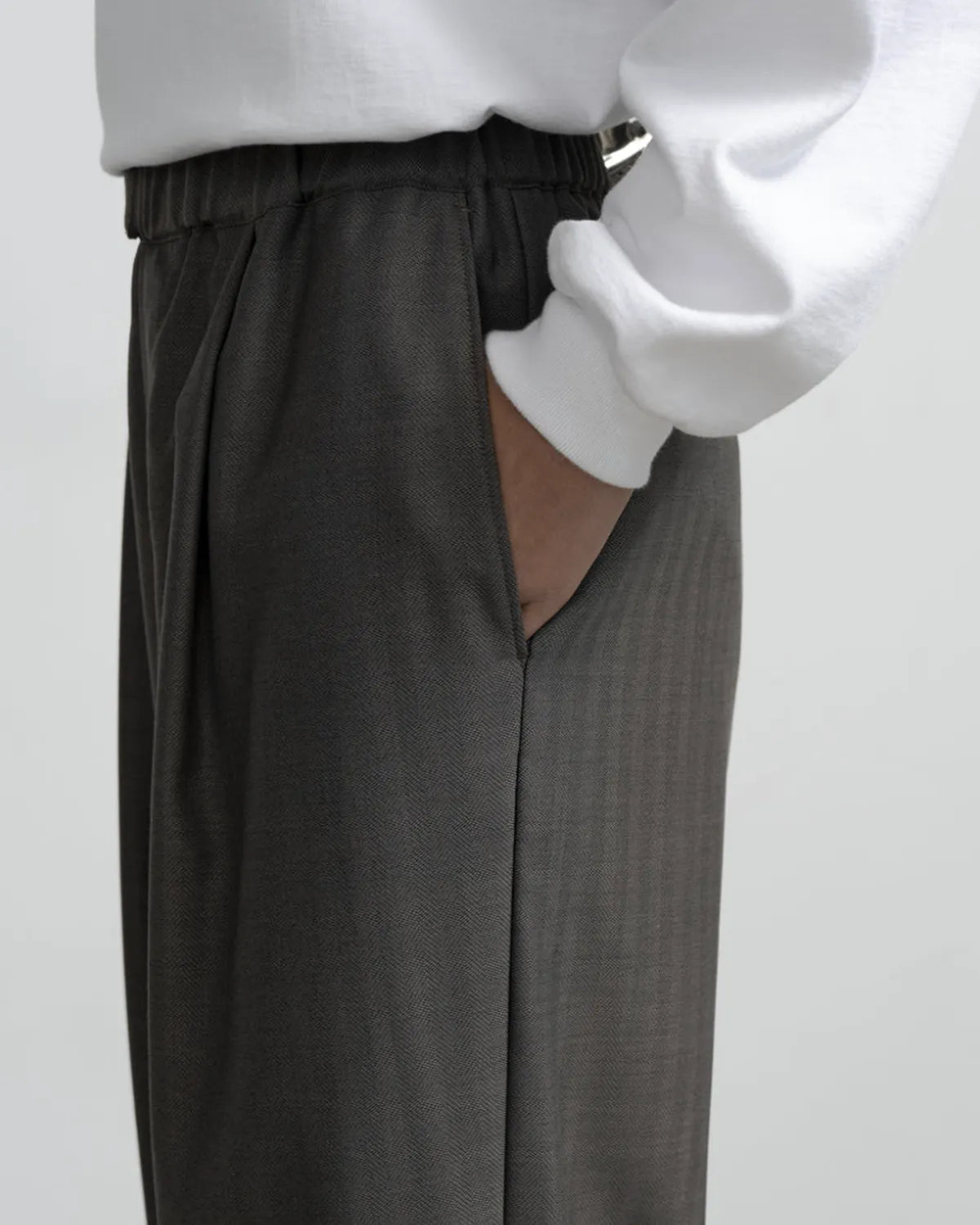 Graphpaper / Melange Herringbone Stripe Chef Track Pants (GM253-40335)