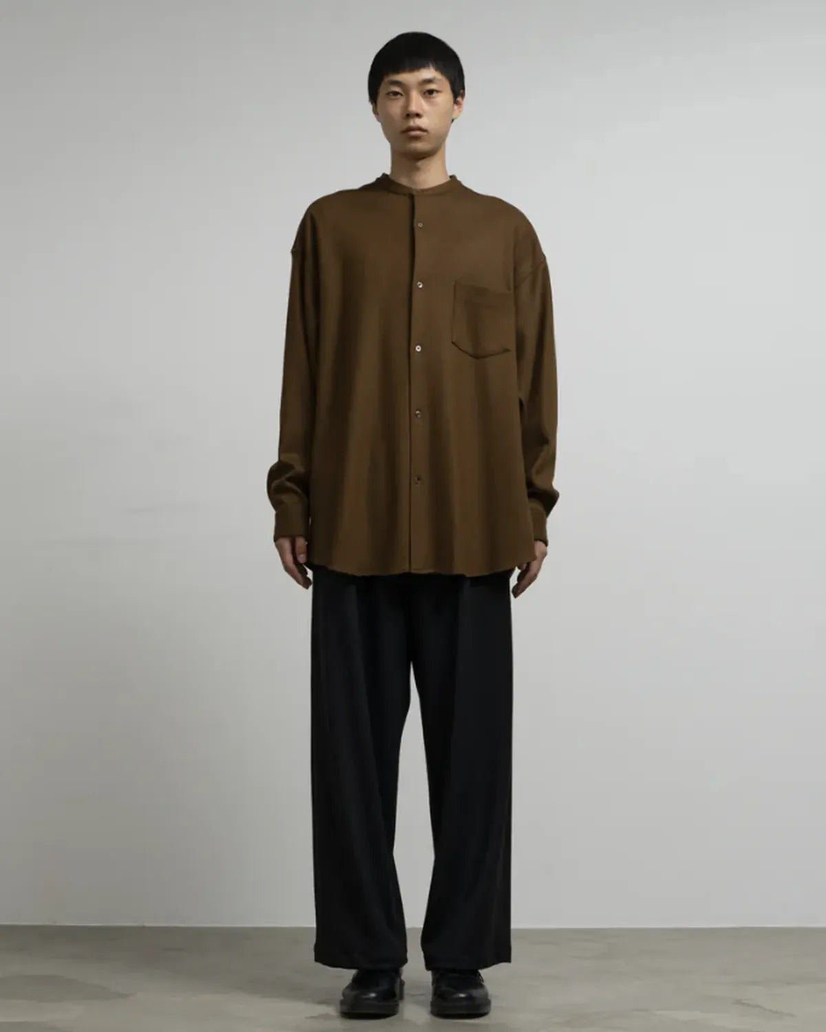 Graphpaper / Wool Smooth Flannel Oversized Band Collar Shirt (GU253-50222B)