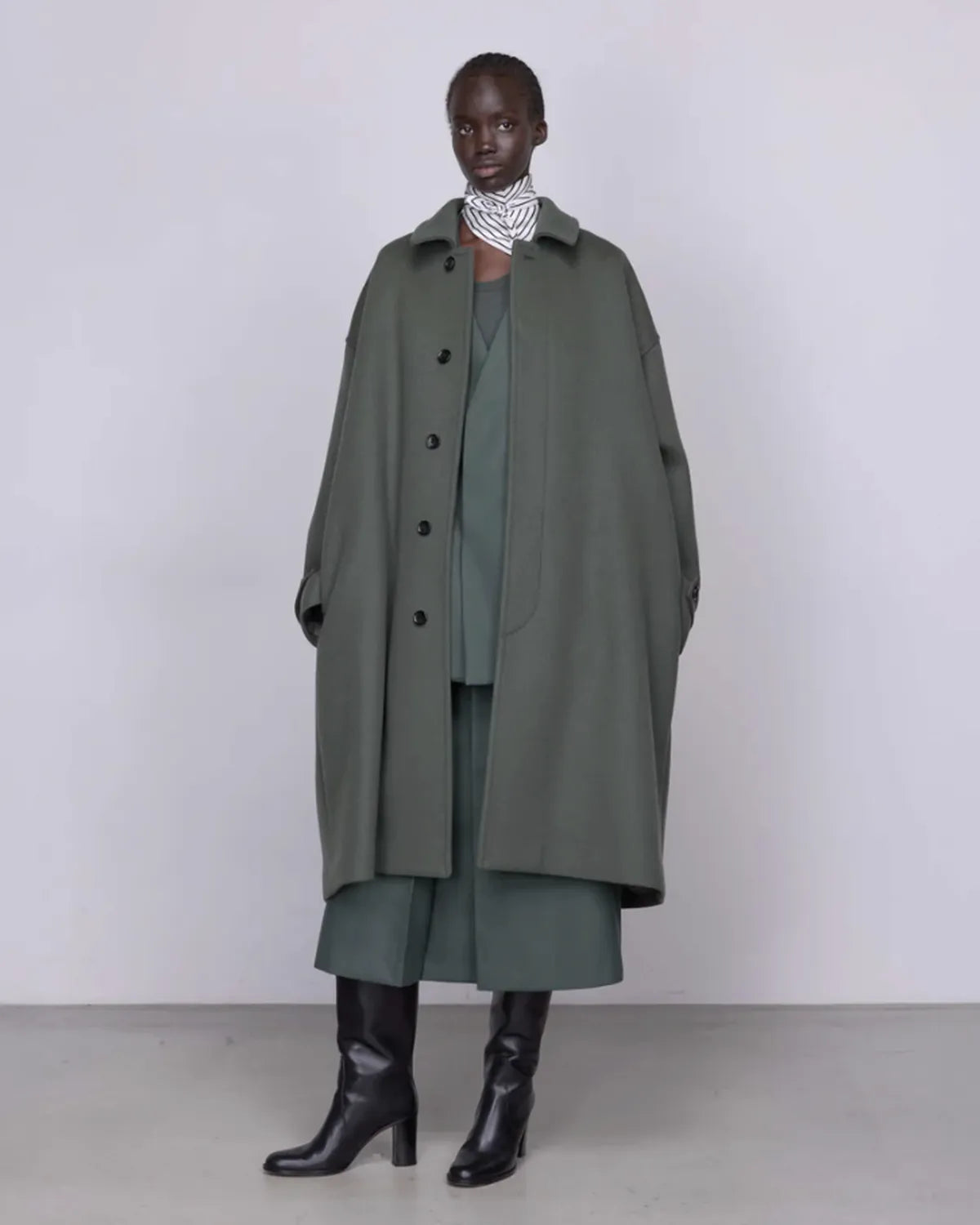 Graphpaper / Light Melton Oversized Coat (GU253-10270C)