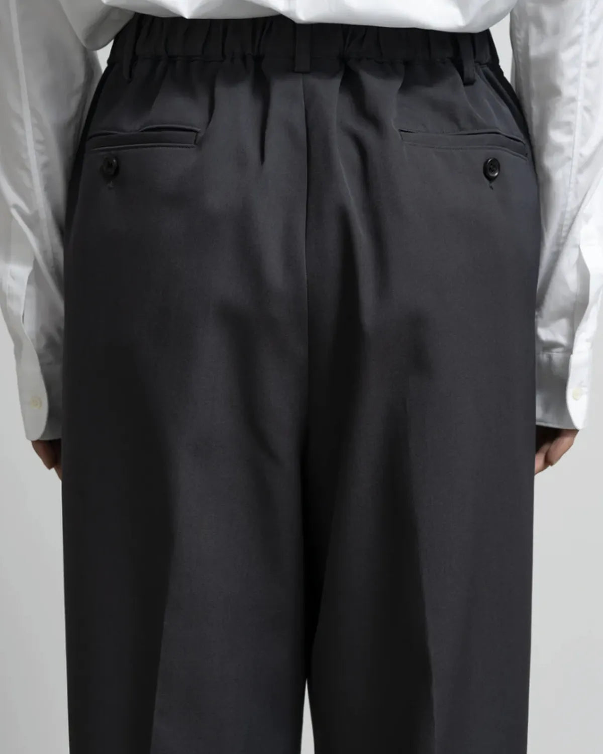 Graphpaper / Scale Off Wool Wide Slacks (GM254-40041B)