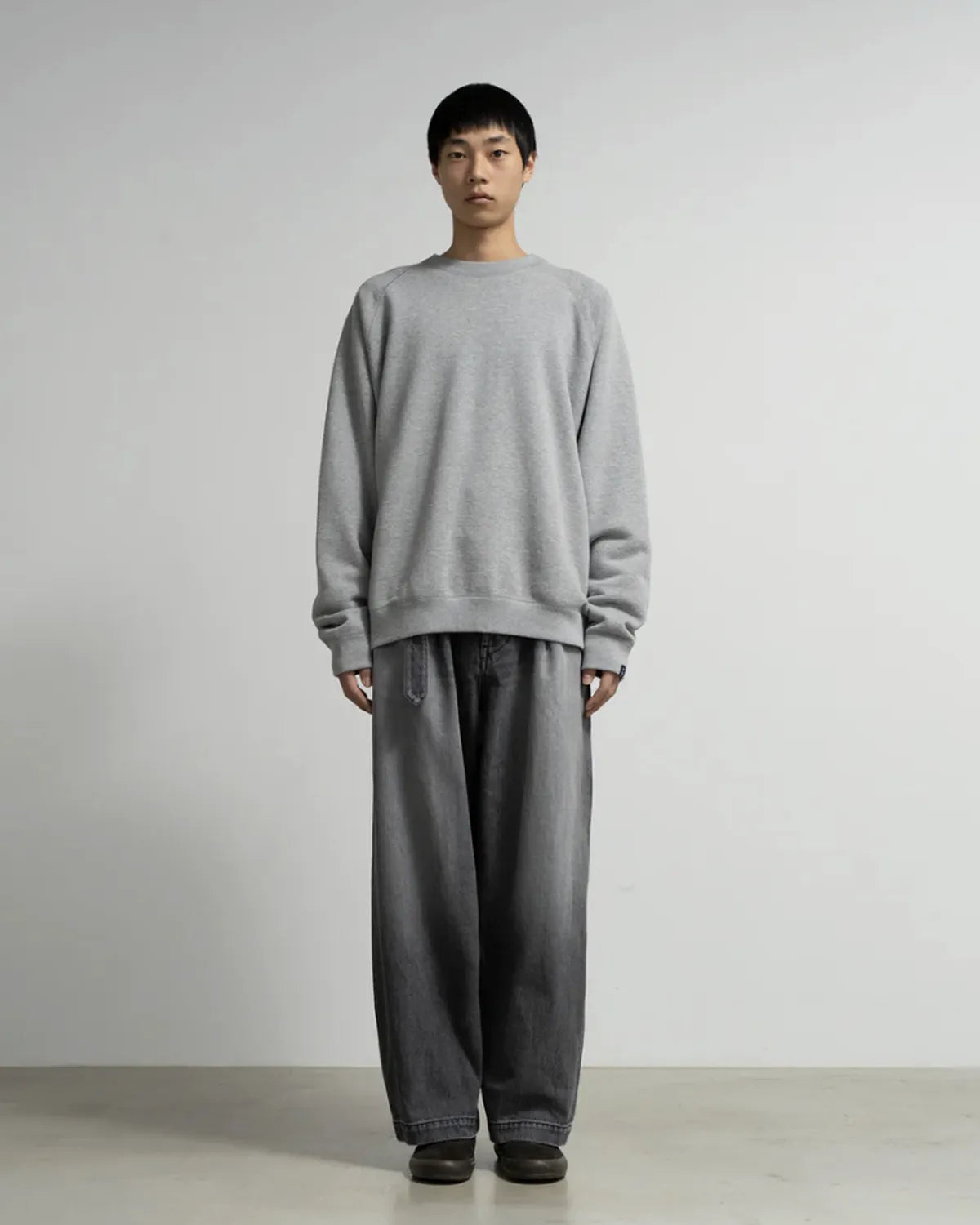 Graphpaper × LOOPWHEELER / LOOPWHEELER for Graphpaper Raglan Sweat (GU261-70701B)