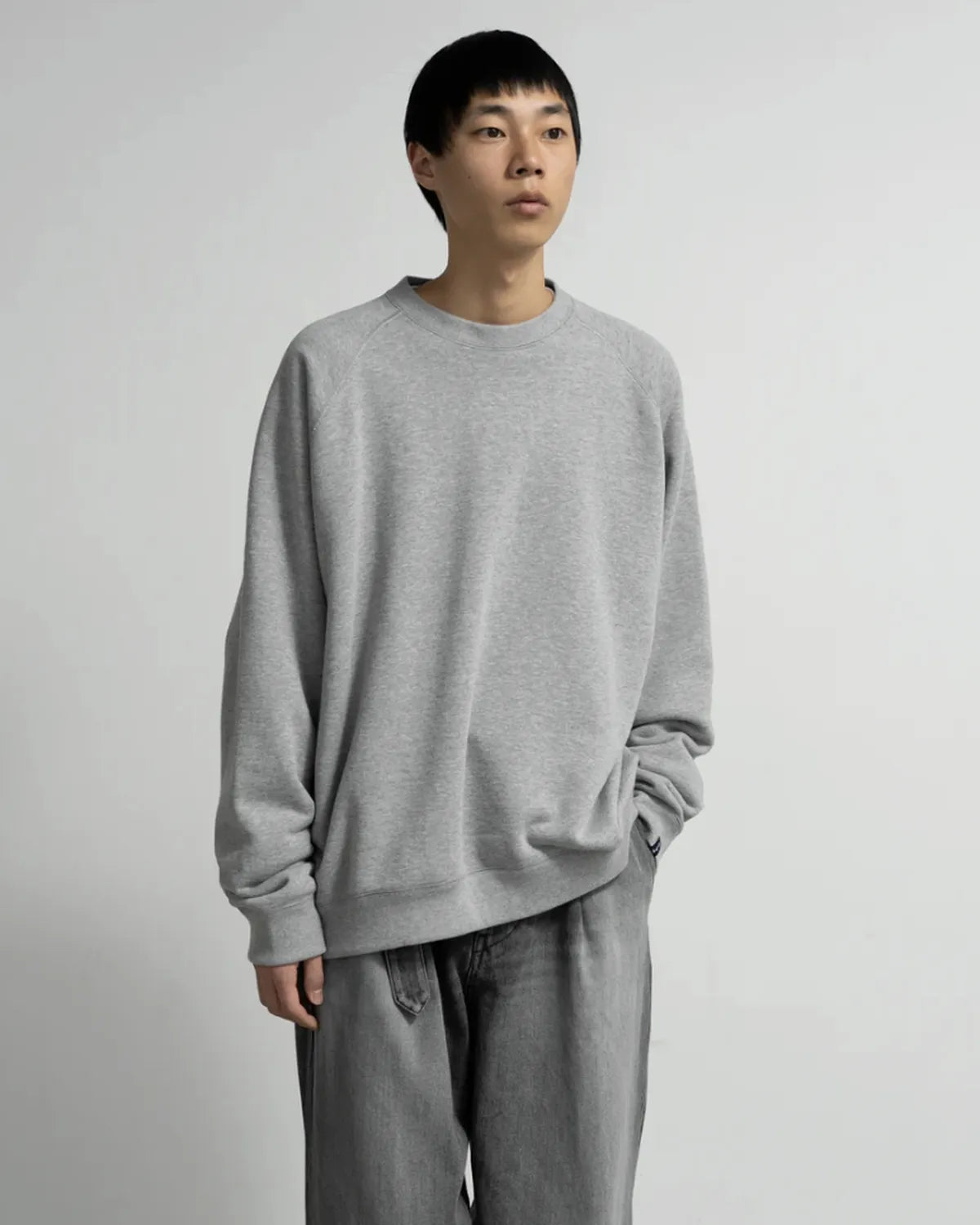 Graphpaper × LOOPWHEELER / LOOPWHEELER for Graphpaper Raglan Sweat (GU261-70701B)