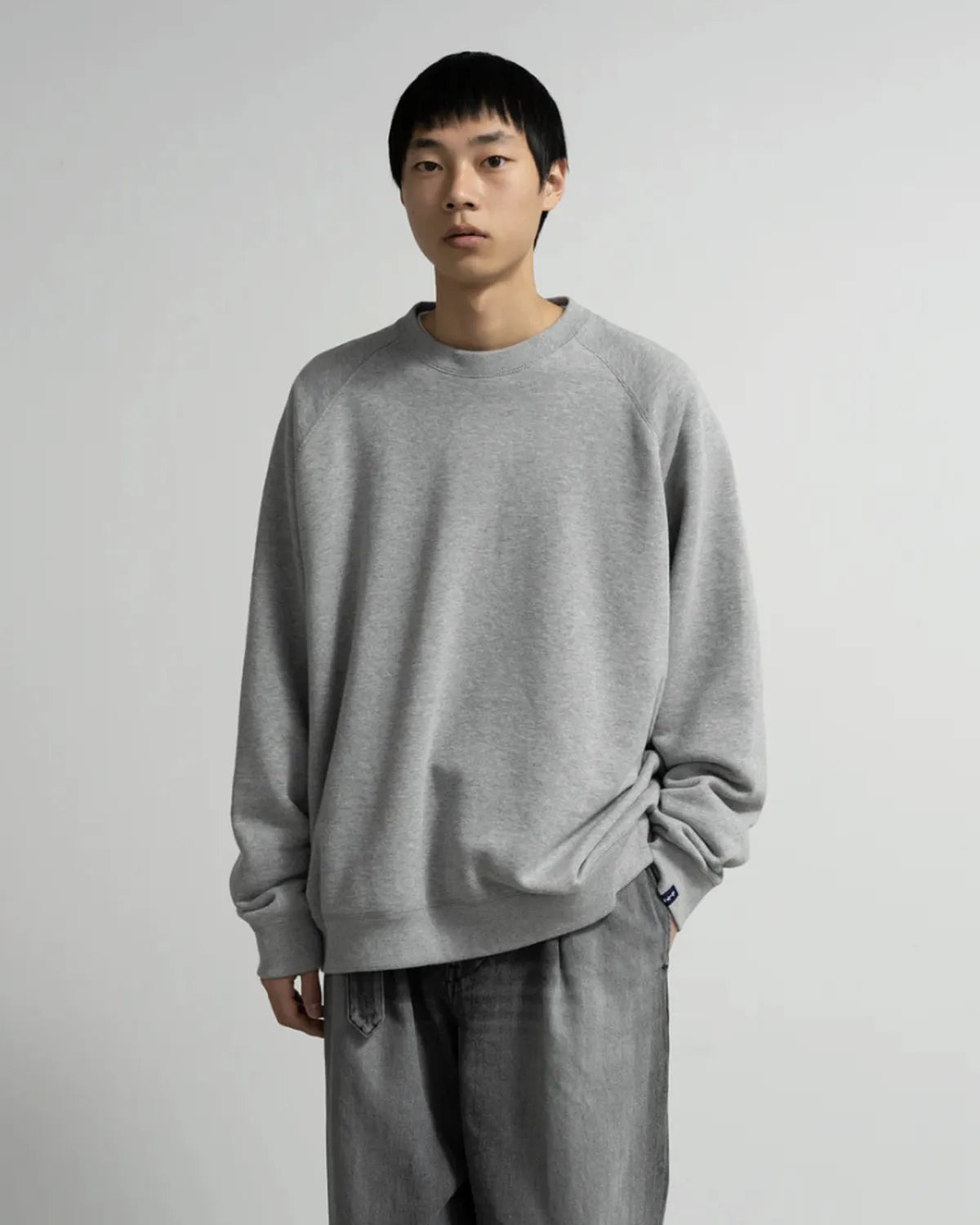 Graphpaper × LOOPWHEELER / LOOPWHEELER for Graphpaper Raglan Sweat (GU261-70701B)