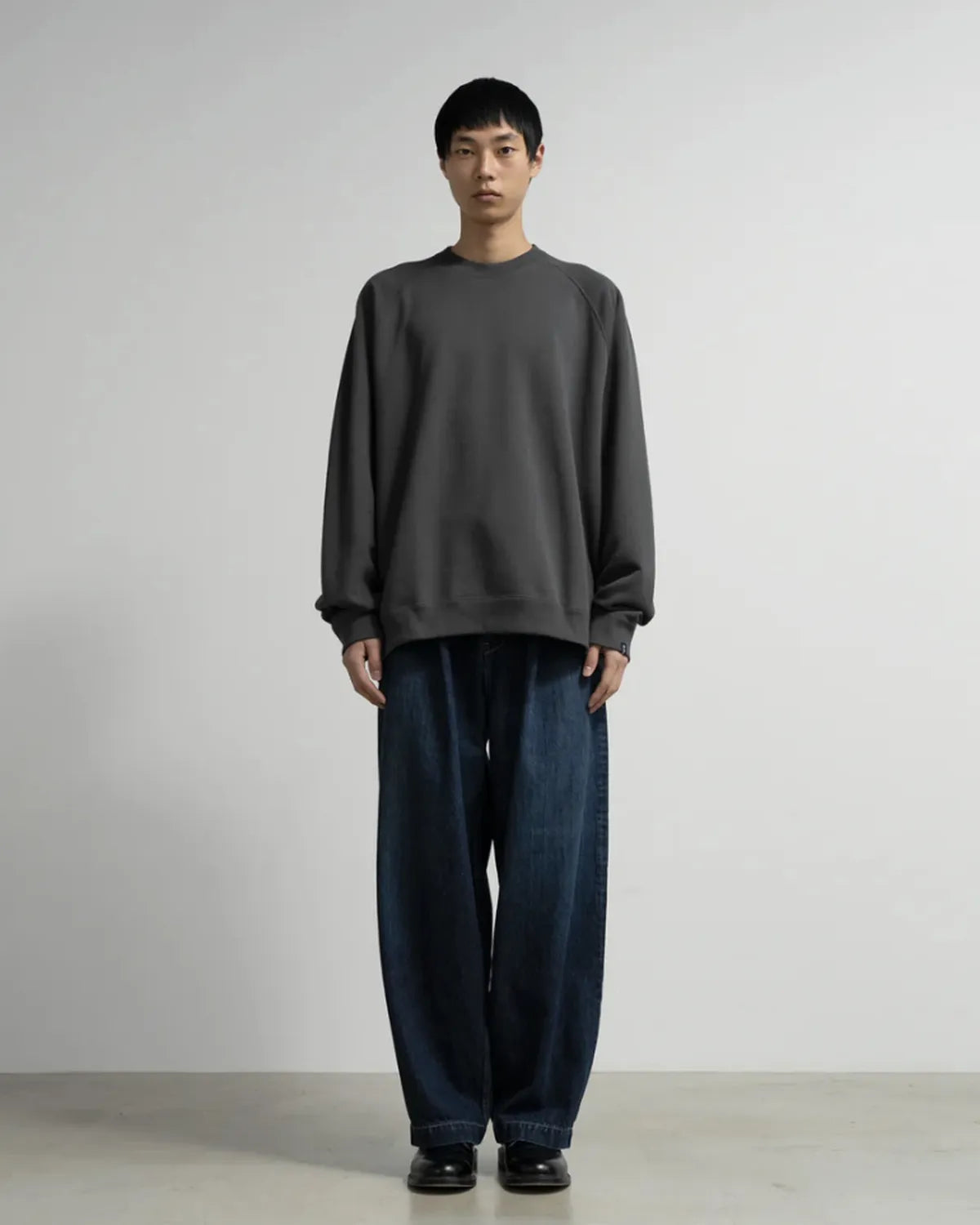 Graphpaper × LOOPWHEELER / LOOPWHEELER for Graphpaper Raglan Sweat (GU261-70701B)