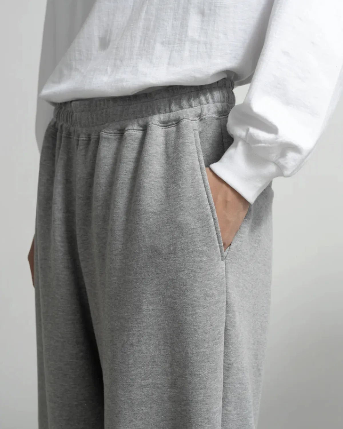 Graphpaper × LOOPWHEELER / LOOPWHEELER for Graphpaper Easy Wide Sweat Pants (GU261-70703B)