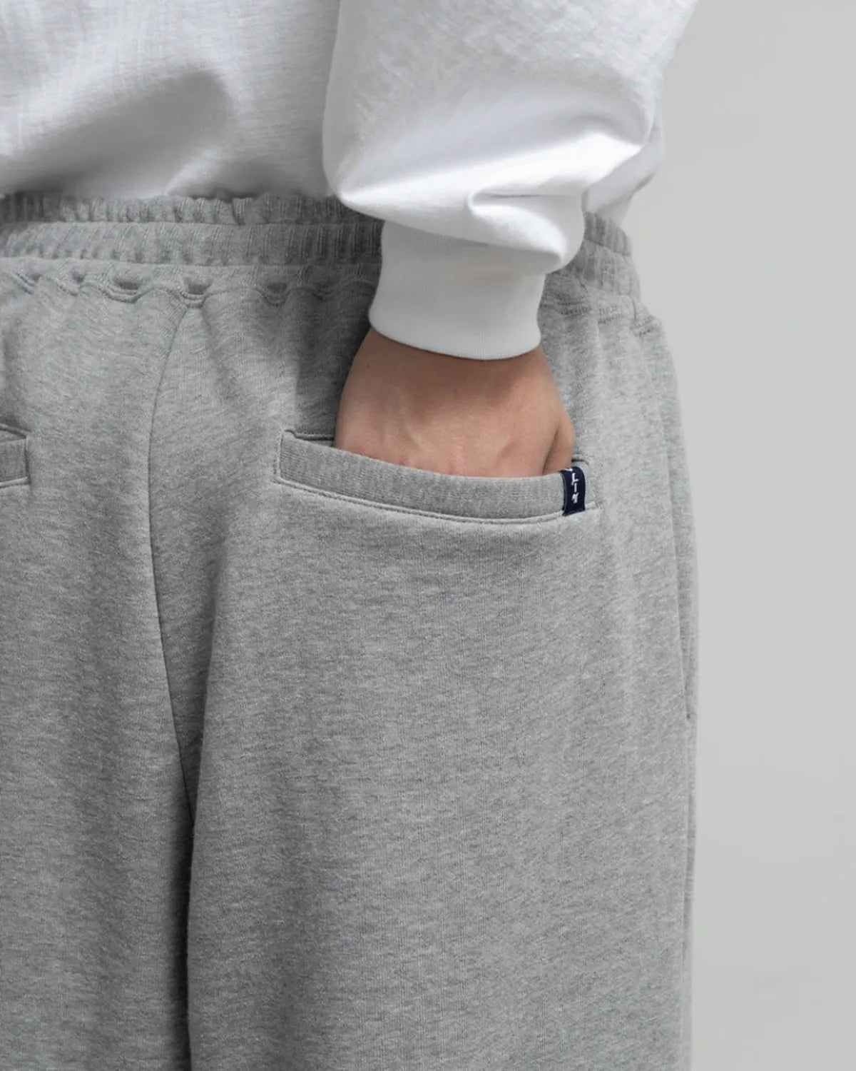 Graphpaper × LOOPWHEELER / LOOPWHEELER for Graphpaper Easy Wide Sweat Pants (GU261-70703B)
