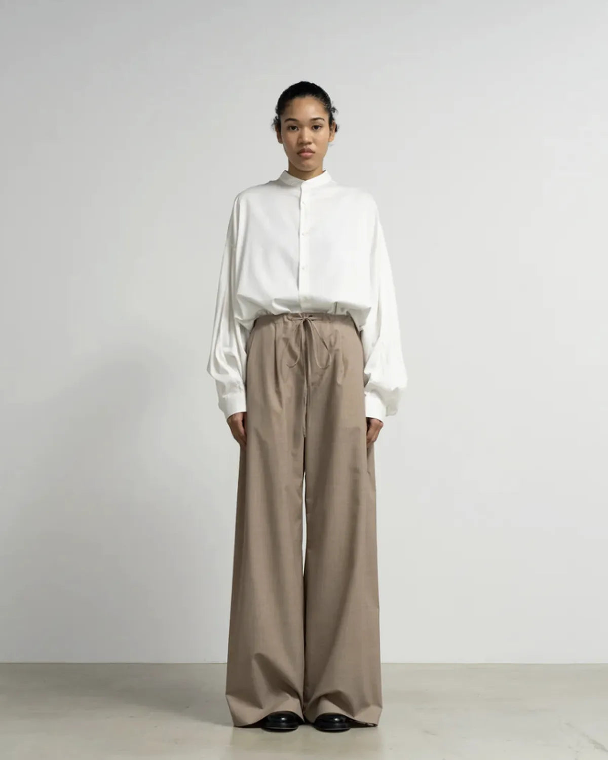 Graphpaper / Silicon Poplin Deep Slit Band Collar Shirt (GL261-50184)