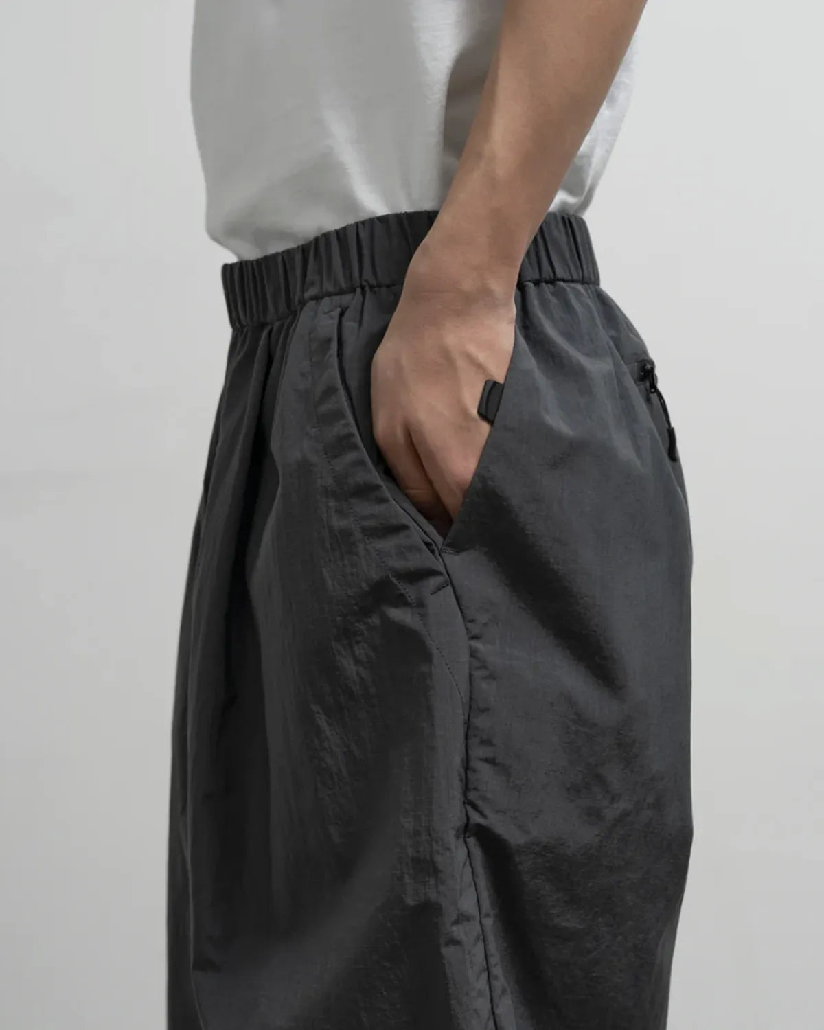 Graphpaper × NORMAL EXPERT / NORMAL EXPERT for Graphpaper 65 PANTS + (NEXM261-40002)