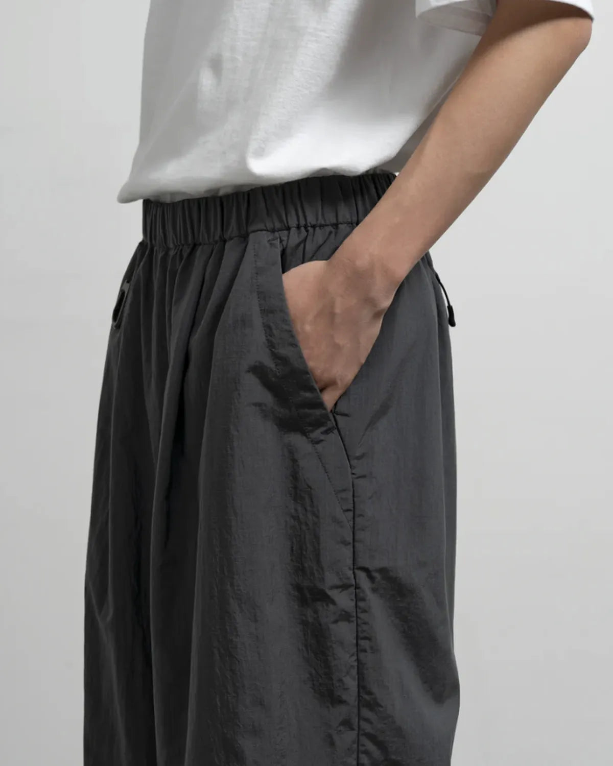 Graphpaper × NORMAL EXPERT / NORMAL EXPERT for Graphpaper 300 PANTS (NEXM261-40001)