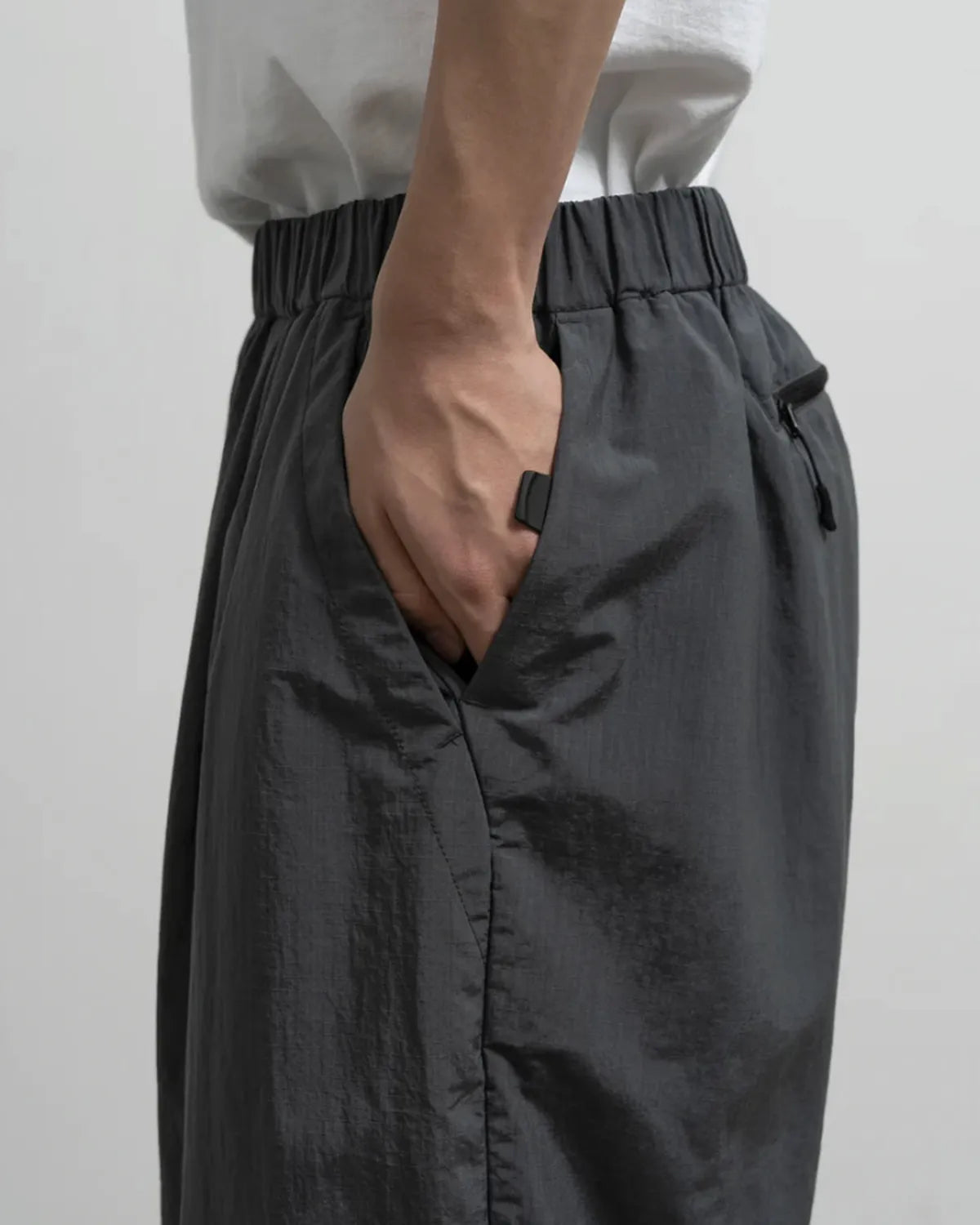 Graphpaper × NORMAL EXPERT / NORMAL EXPERT for Graphpaper 300 PANTS (NEXM261-40001)