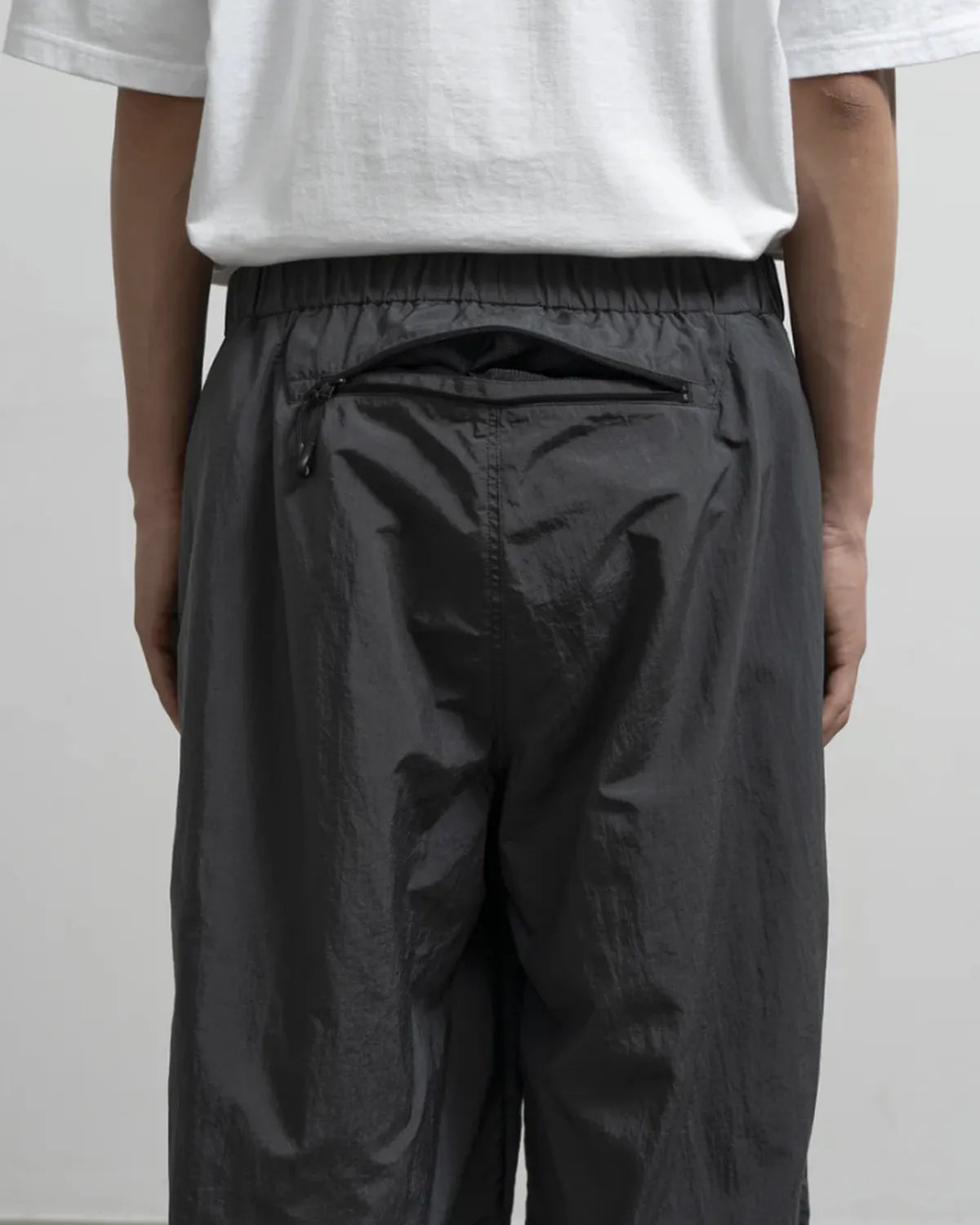 Graphpaper × NORMAL EXPERT / NORMAL EXPERT for Graphpaper 300 PANTS (NEXM261-40001)