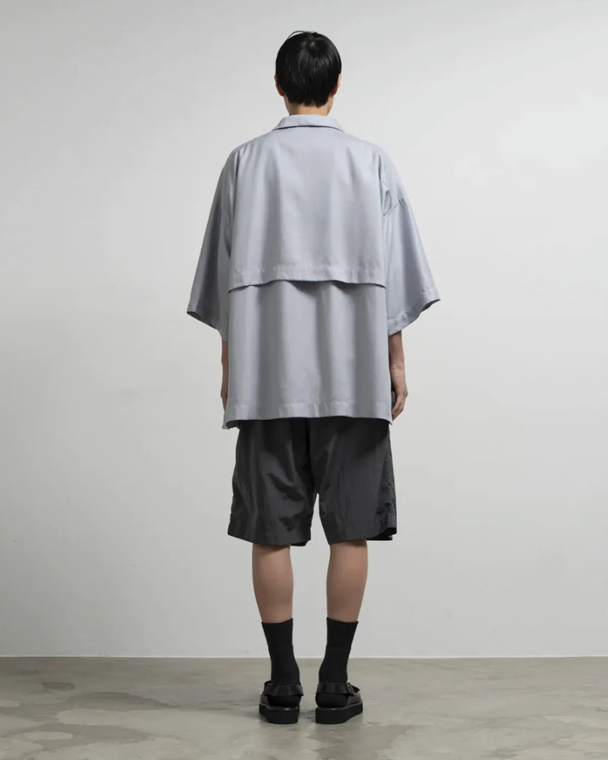 Graphpaper × NORMAL EXPERT / NORMAL EXPERT for Graphpaper OVERSIZED 65 SHIRT" (NEXM261-50001)