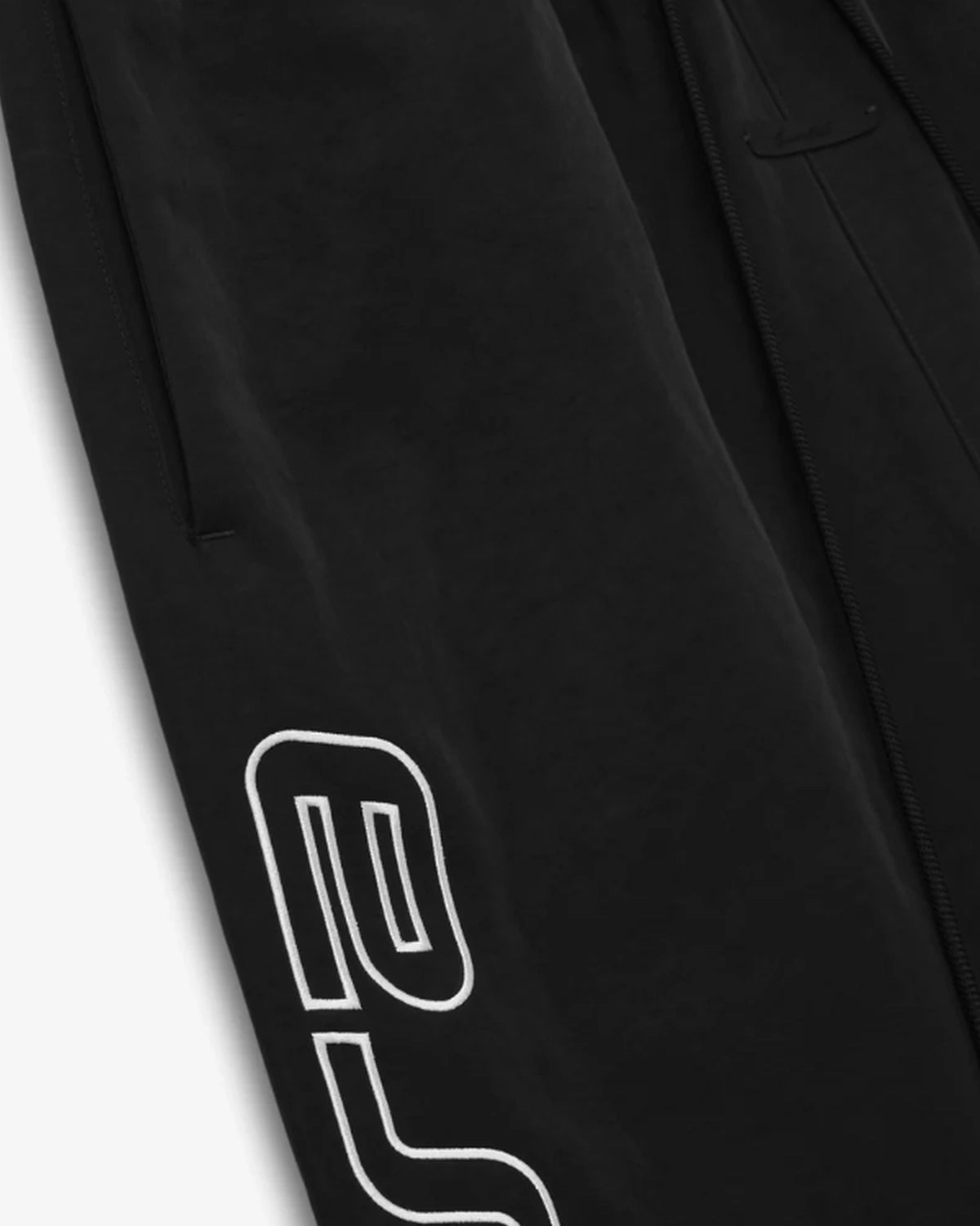 ESSENTIALS / ACTIVE TRACE RELAXED DRAWSTRING PANT (130SP268671F)