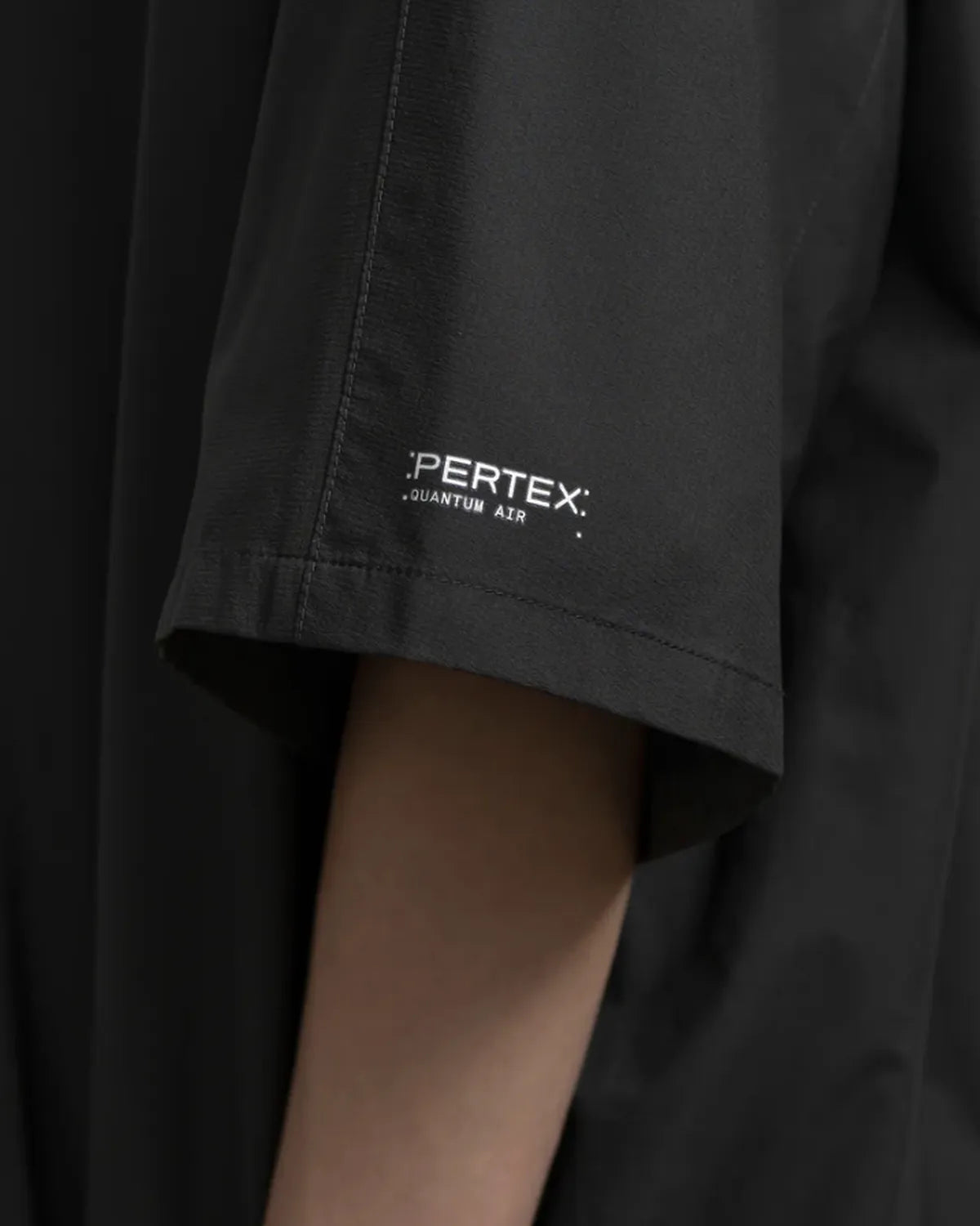Graphpaper / PERTEX QUANTUM AIR S/S Pullover Shirt (GM261-50303)