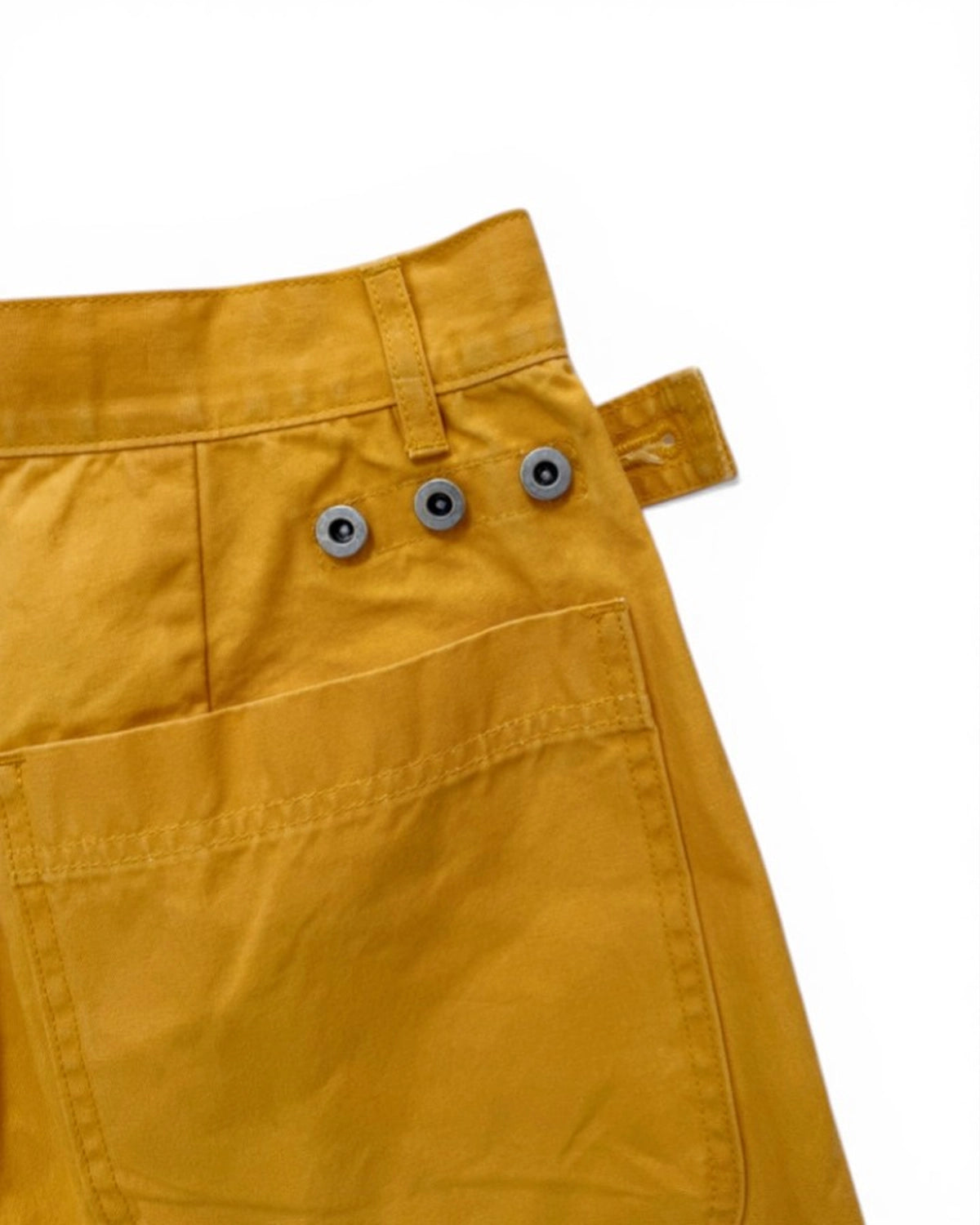 ISSUETHINGS / SHORTS type115 (26a/115-c-01)