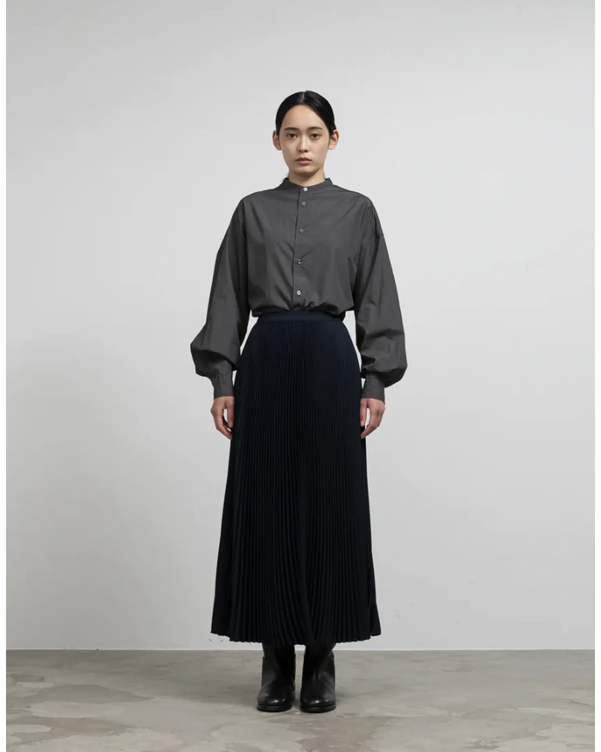 Graphpaper / Satin Pleats skirt (GL263-40092B)