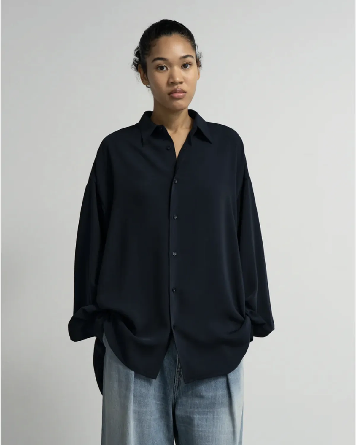 Graphpaper / Satin Oversized Regular Collar Shirt (GL263-50093B)