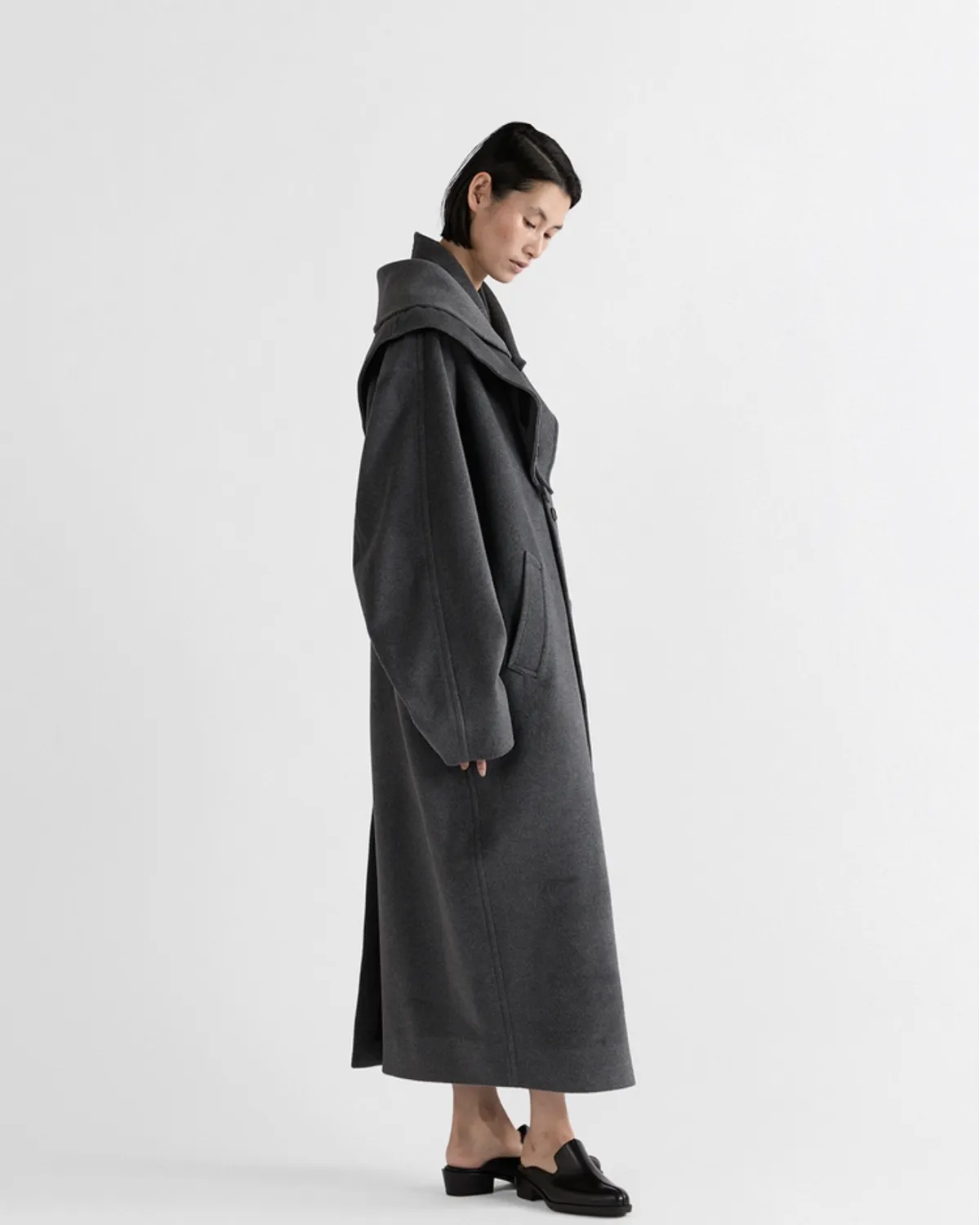 IHNN / Layered Collar Angora Coat (ID26A-CT02)