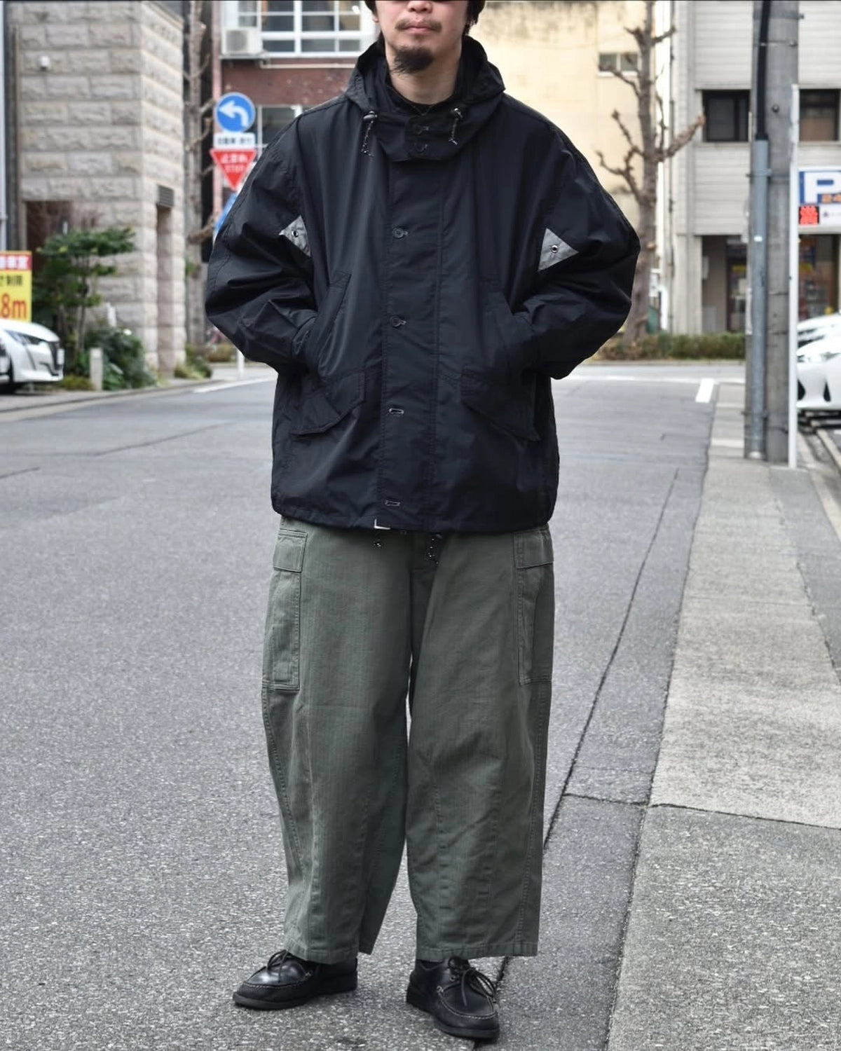 is-ness / NU MILITARY BALLOON PANTS (25SS_18_1007SSPT01)