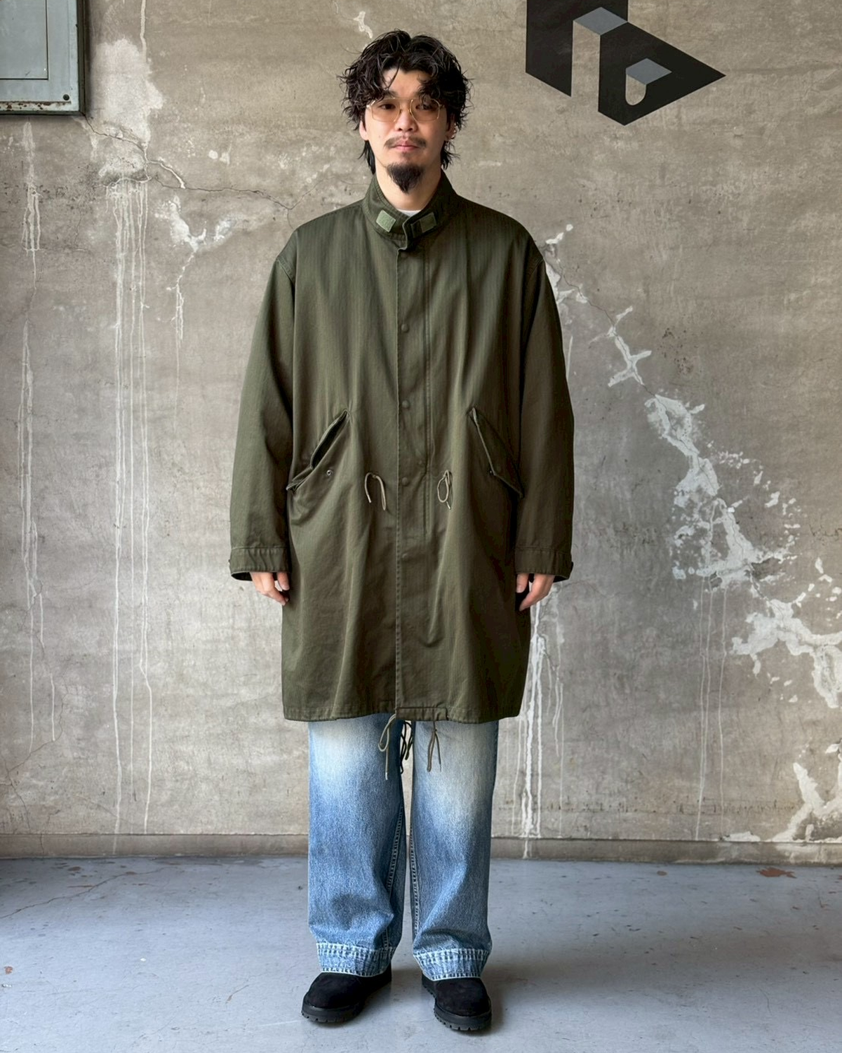 Graphpaper × N.HOOLYWOOD / Suvin Herringbone Fishtail Mods Coat (GM254-10060N)