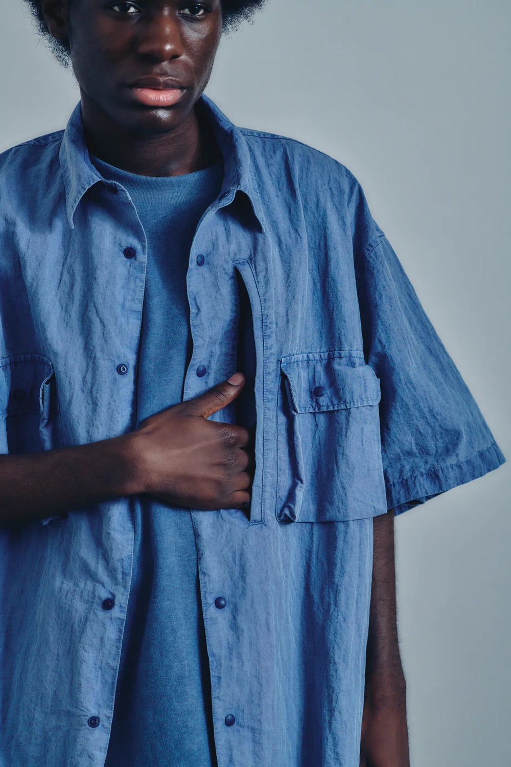 is-ness (イズネス) / Pigment-Dyed Short-Sleeve Shirt | 公式通販