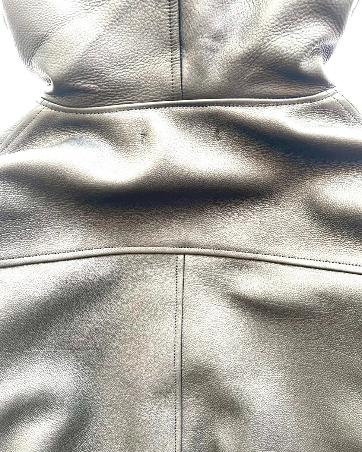 COMOLI / カーフスキン ジップパーカ (C03-01028)