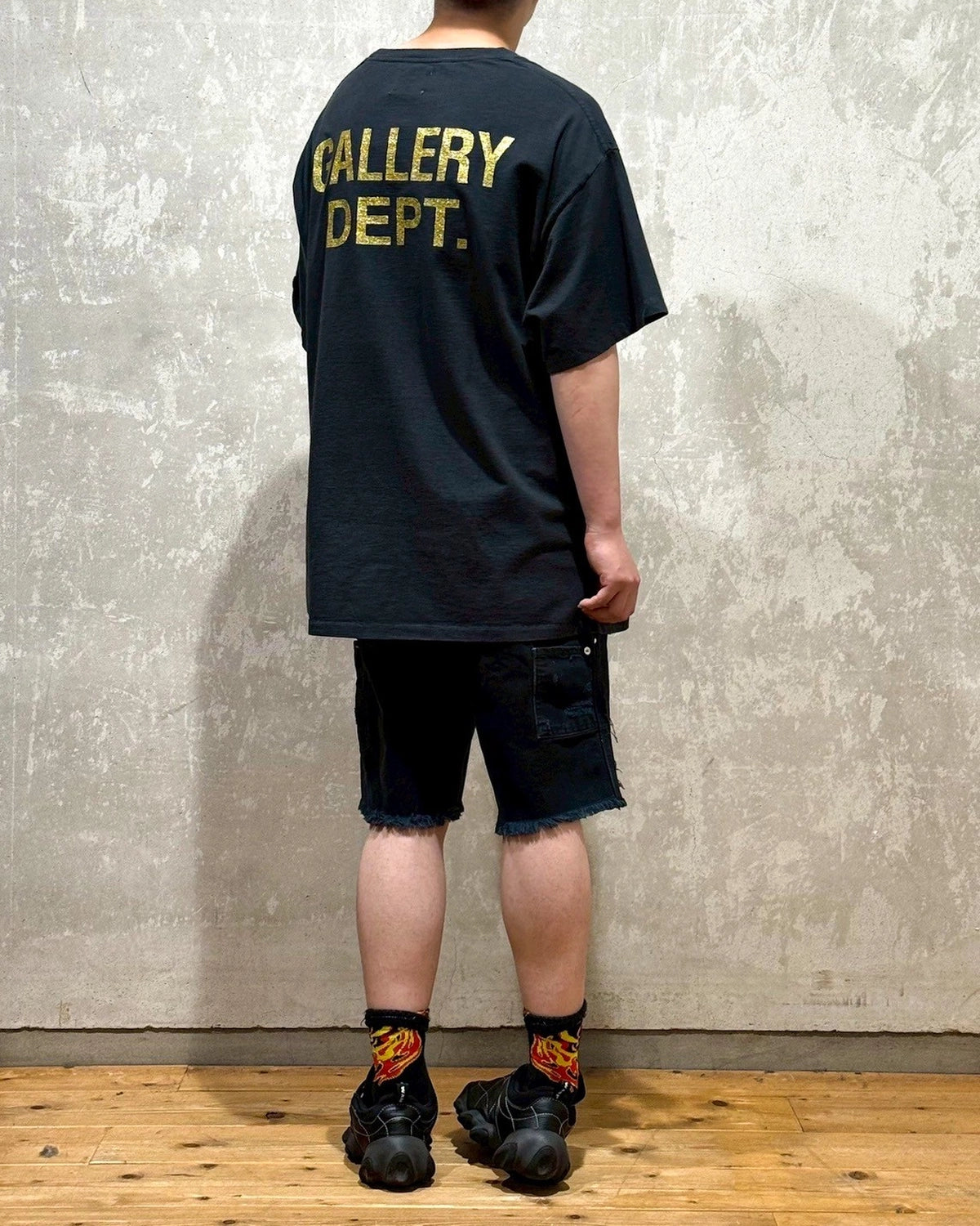 GALLERY DEPT.  / CARPENTER CUT OFF SHORTS (COS-30036)