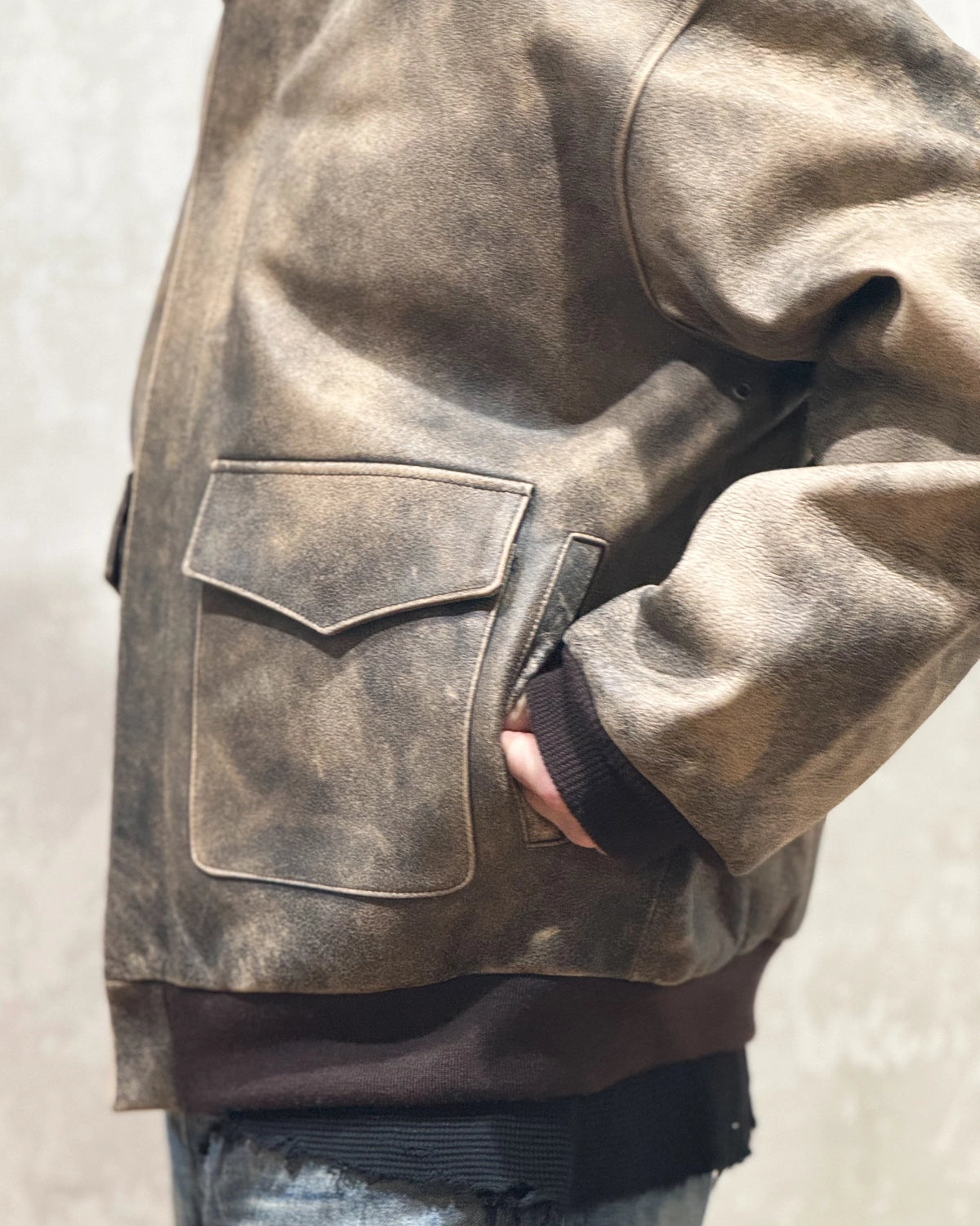 ©︎SAINT Mxxxxxx × SORAYAMA / SRYM_LEATHER A2 JKT (SM-HR1-0000-C80)