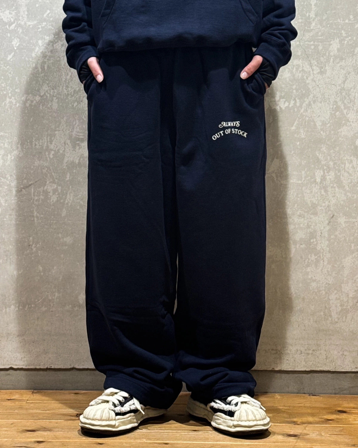 ALWAYS OUT OF STOCK / BASIC LOGO SWEAT PANTS (HA-325206114)