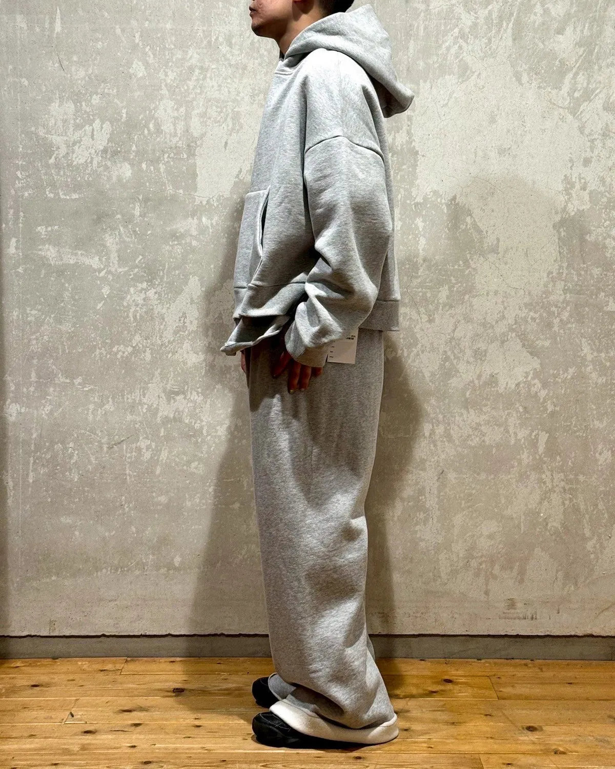entire studios / HEAVY HOOD (ES2126)