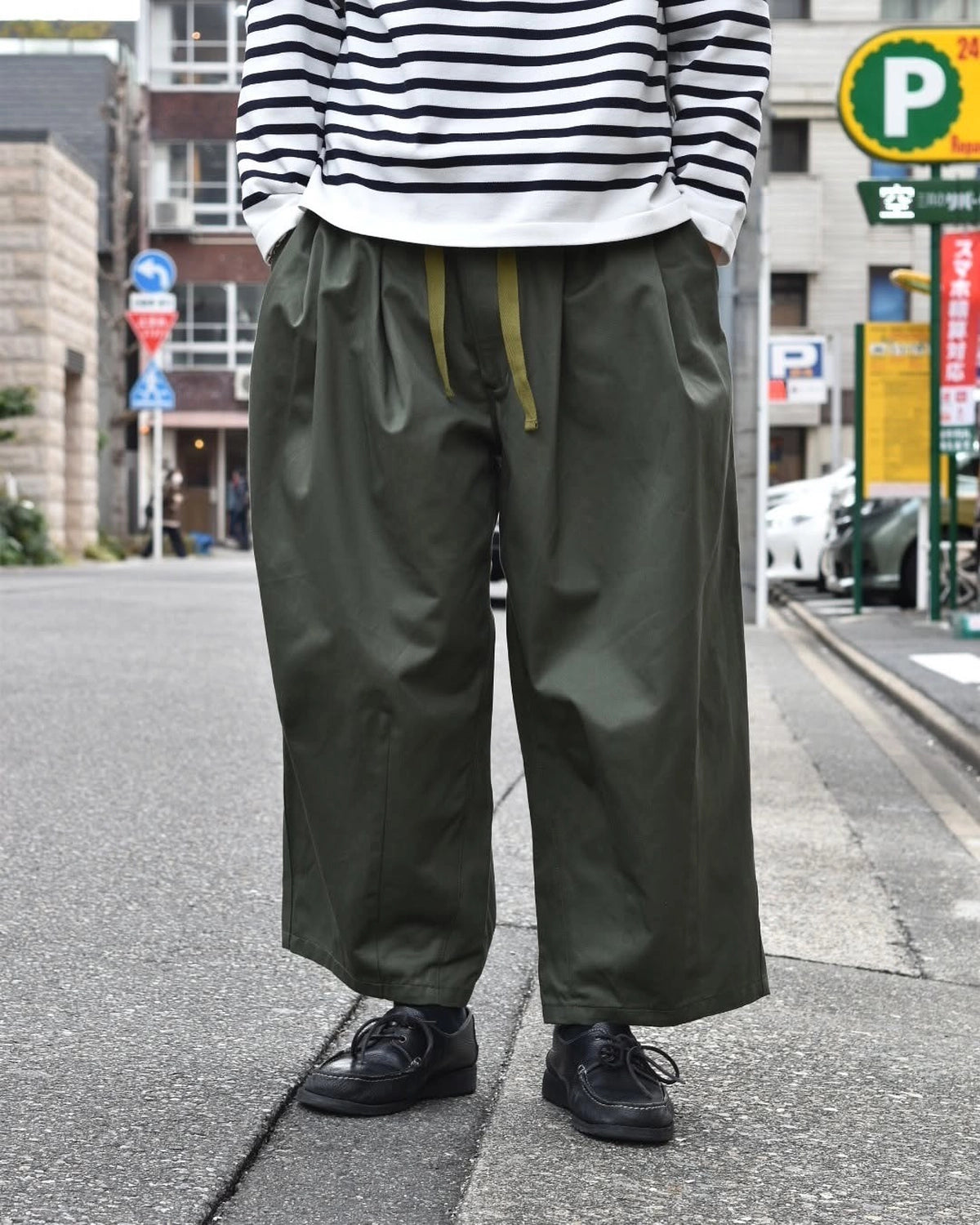 is-ness / BALLOON EZ PANTS (25SS_30_28PT01T01-2)