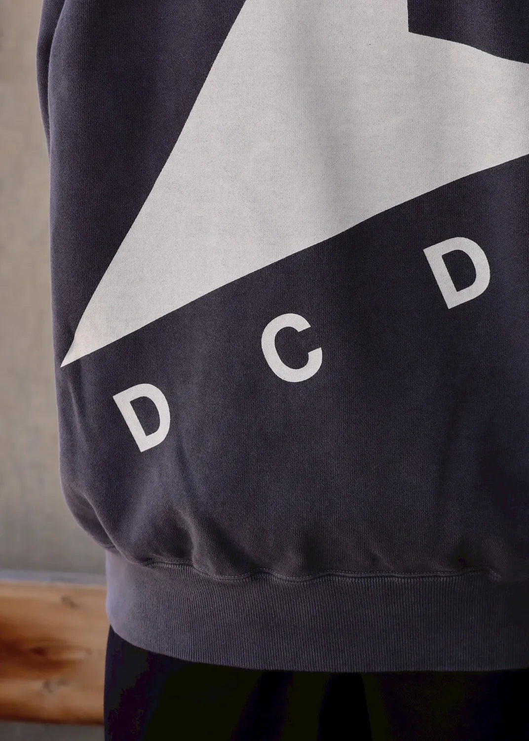 DESCENDANT / CETUS CREW NECK PIGMENT DYE (252ATDS-CSM15)