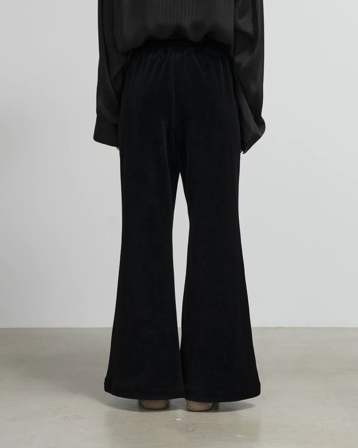 Graphpaper / Compact Velour Flare Pants (GL253-70408)